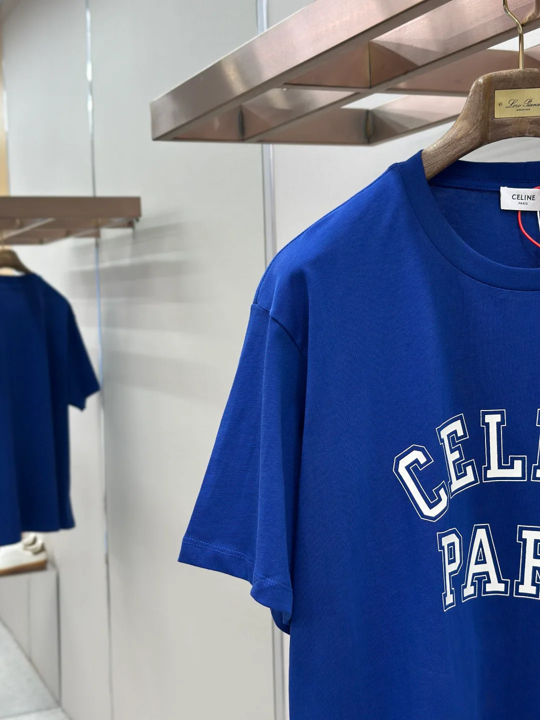 Women's T-Shirts CELINE 18191148