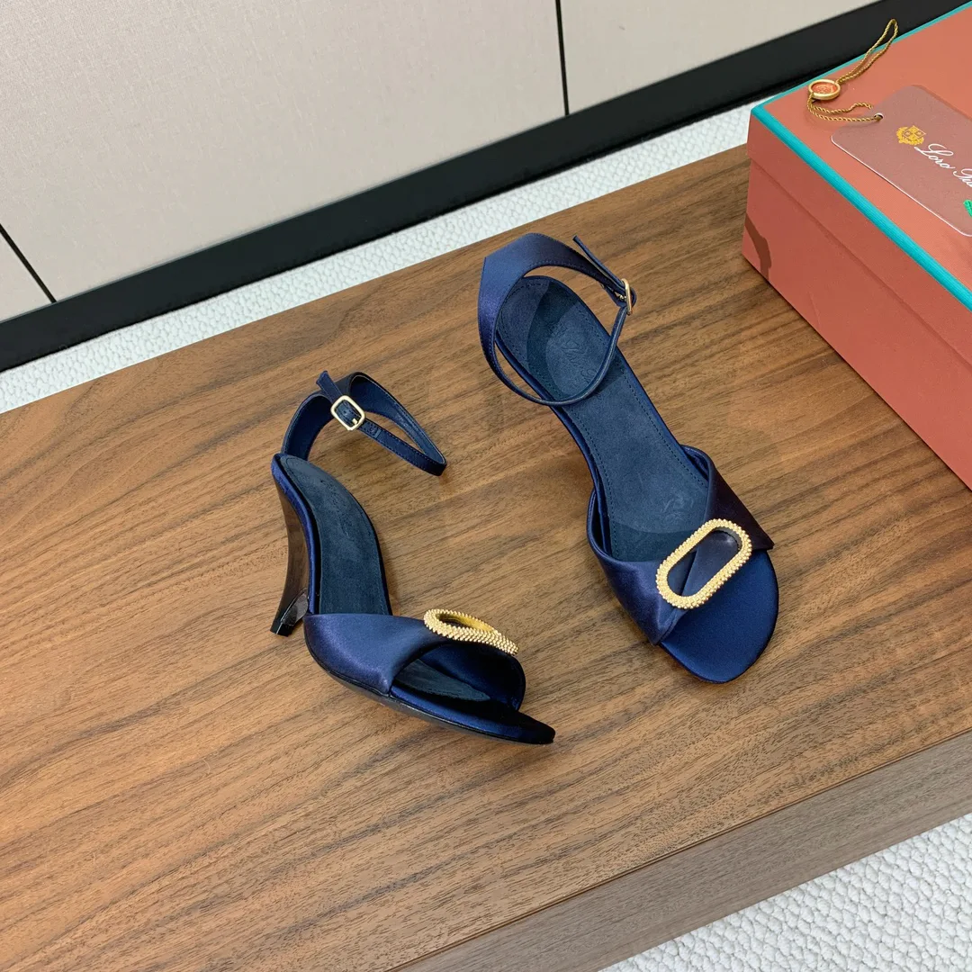 Women's Open-Toe Sandals LORO PIANA 17631654