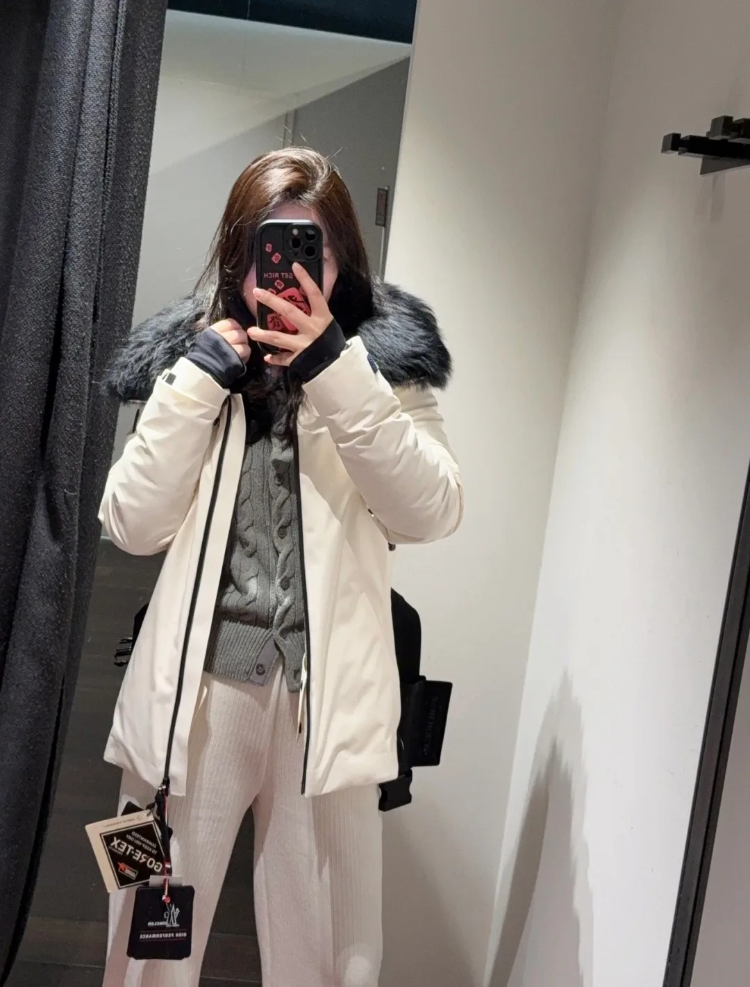 Women's Jackets And Down Jackets MONCLER 18133609