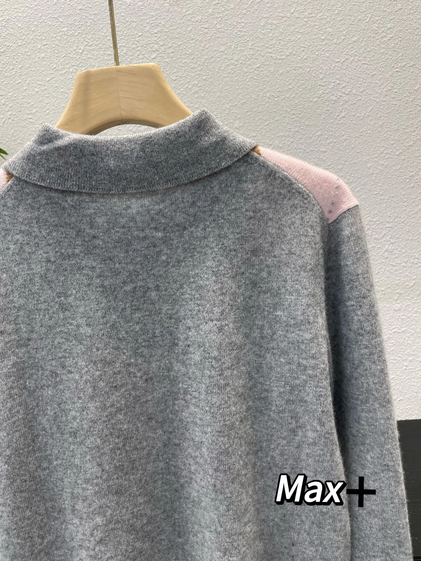 Women's Jumpers And Sweaters PRADA 18106046