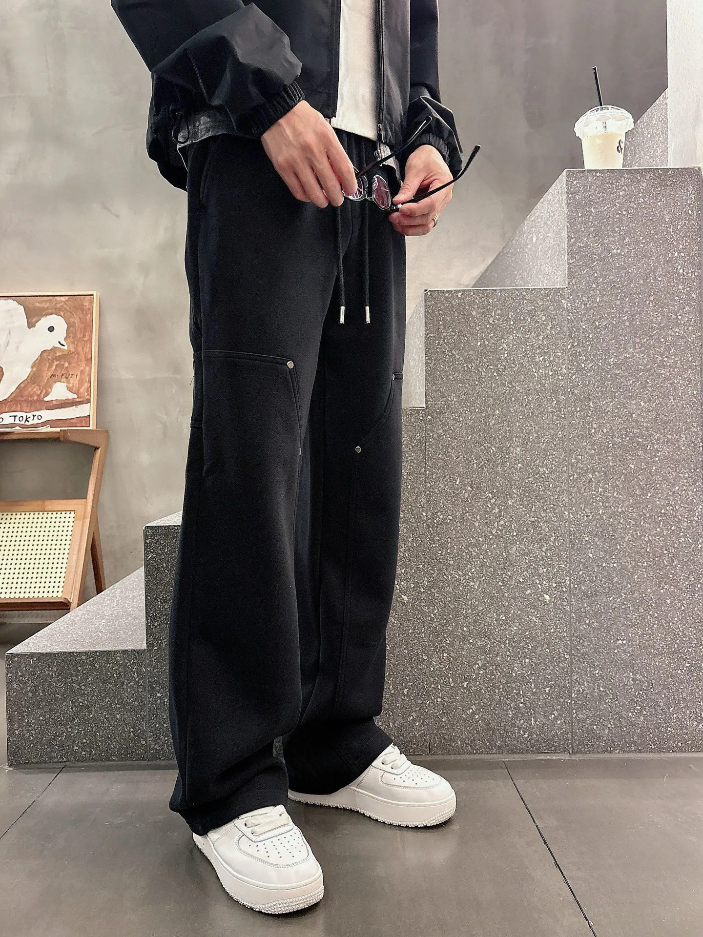 Men's Trousers PRADA 18399256