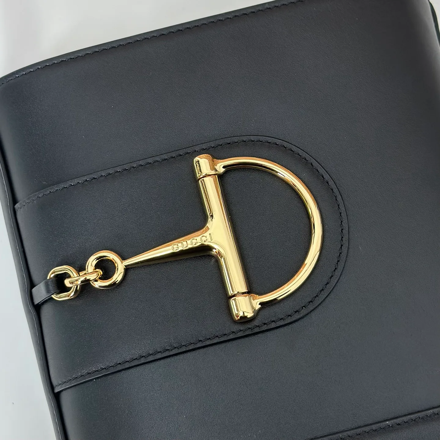 Women's Classic Handbags GUCCI 18310175