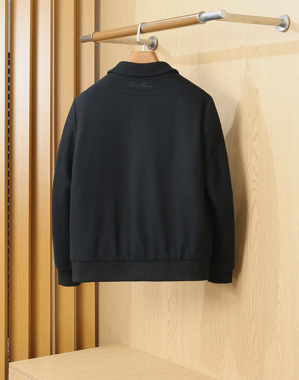Men's Jackets And Down Jackets LORO PIANA 17951937