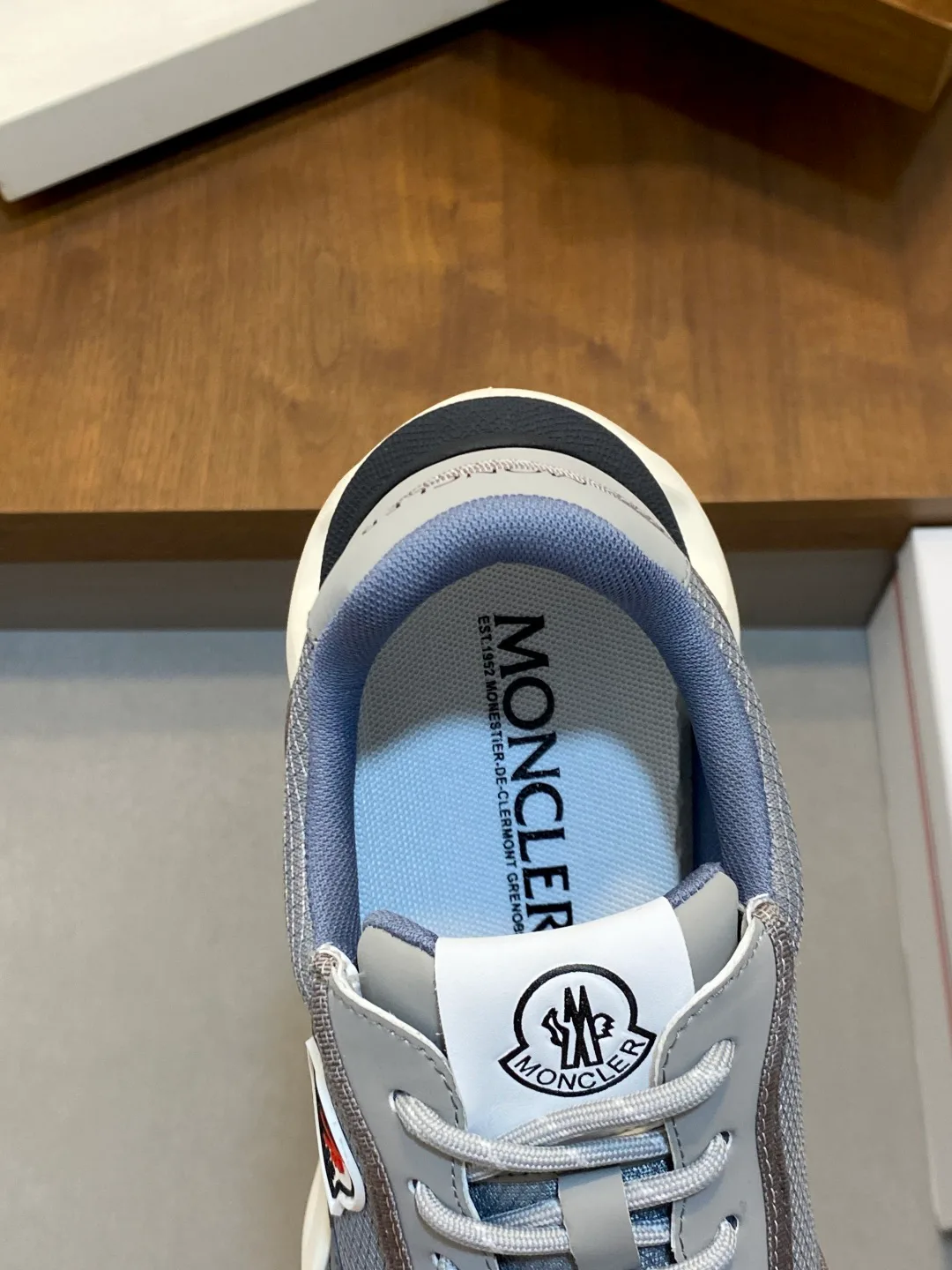 Кроссовки Мужские Moncler 18586369