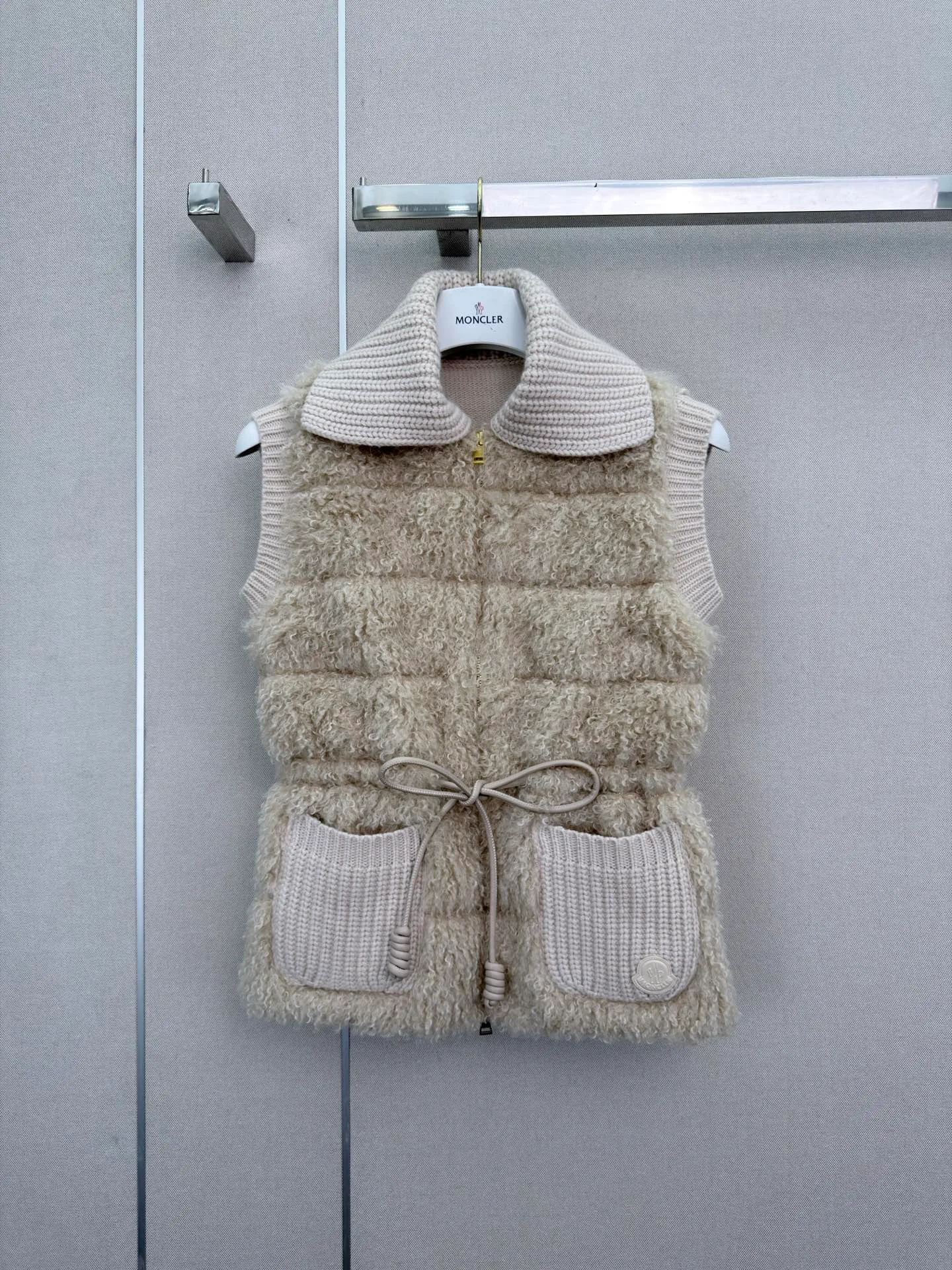 Women's Vests MONCLER 18108848