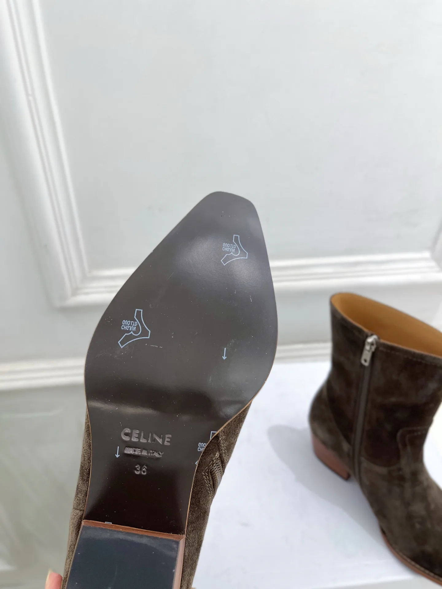 Women's Booties CELINE 18143143