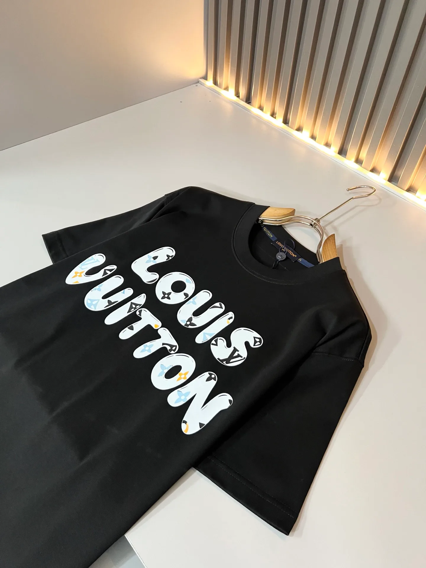 Men's T-Shirts LOUIS VUITTON 18495643