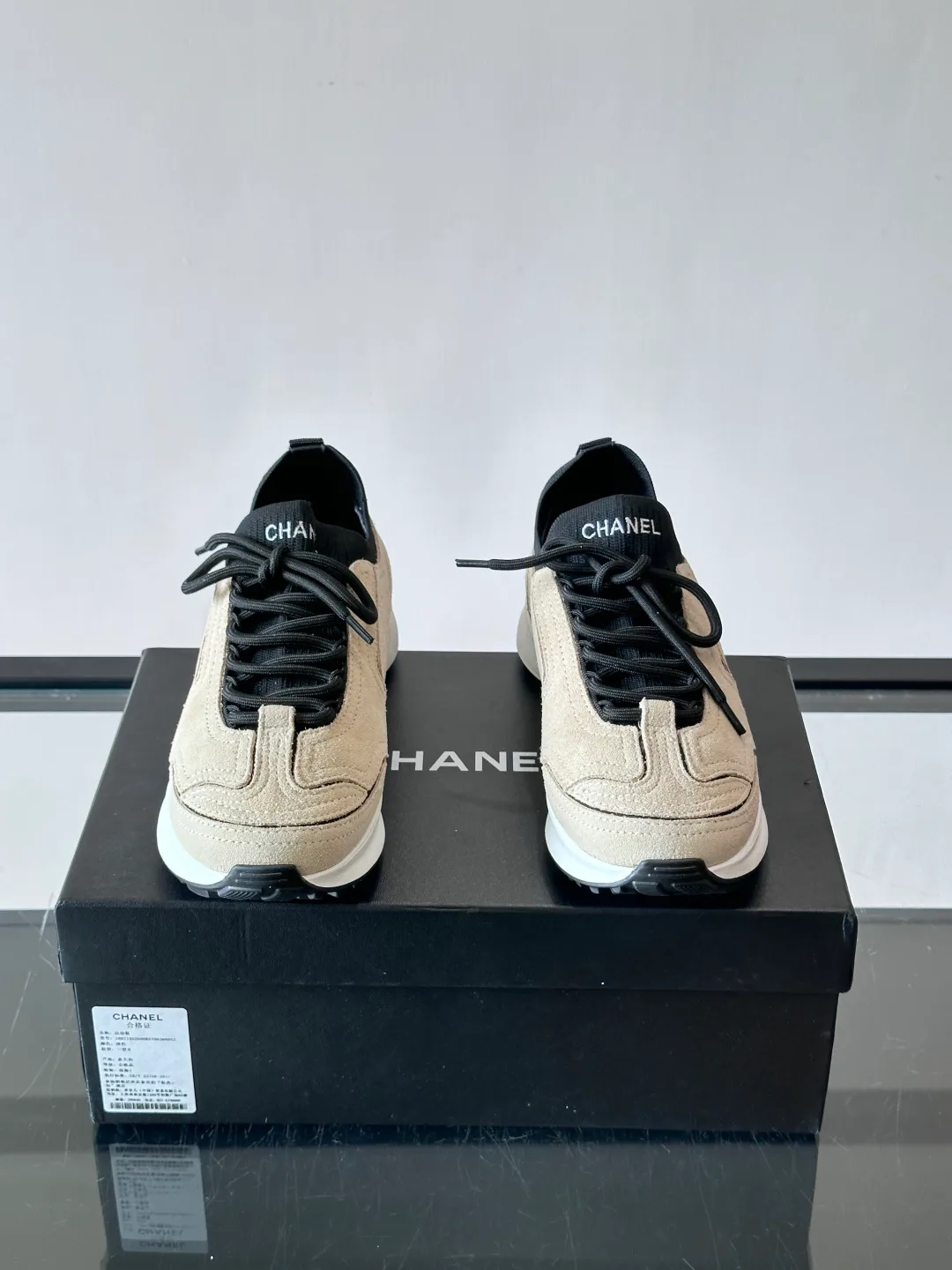 Women's Sneakers CHANEL 18079223