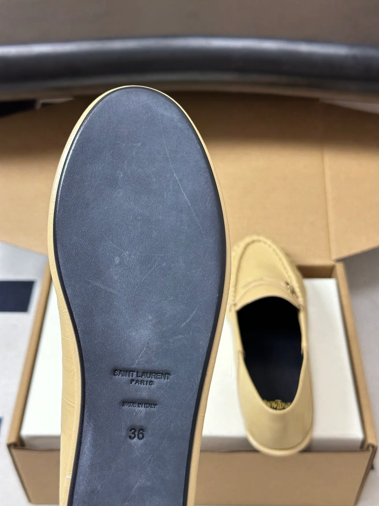 Women's Loafers And Moccasins SAINT LAURENT 18049120