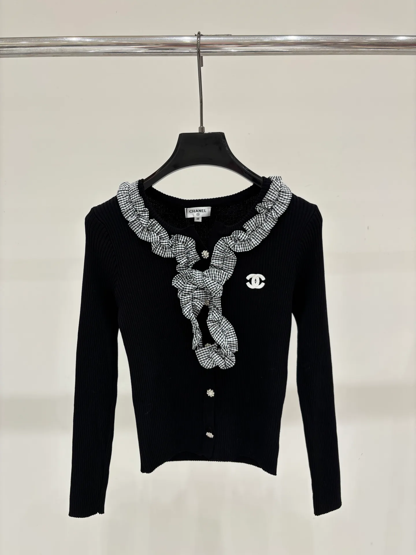 Women's Jumpers And Sweaters CHANEL 18137816