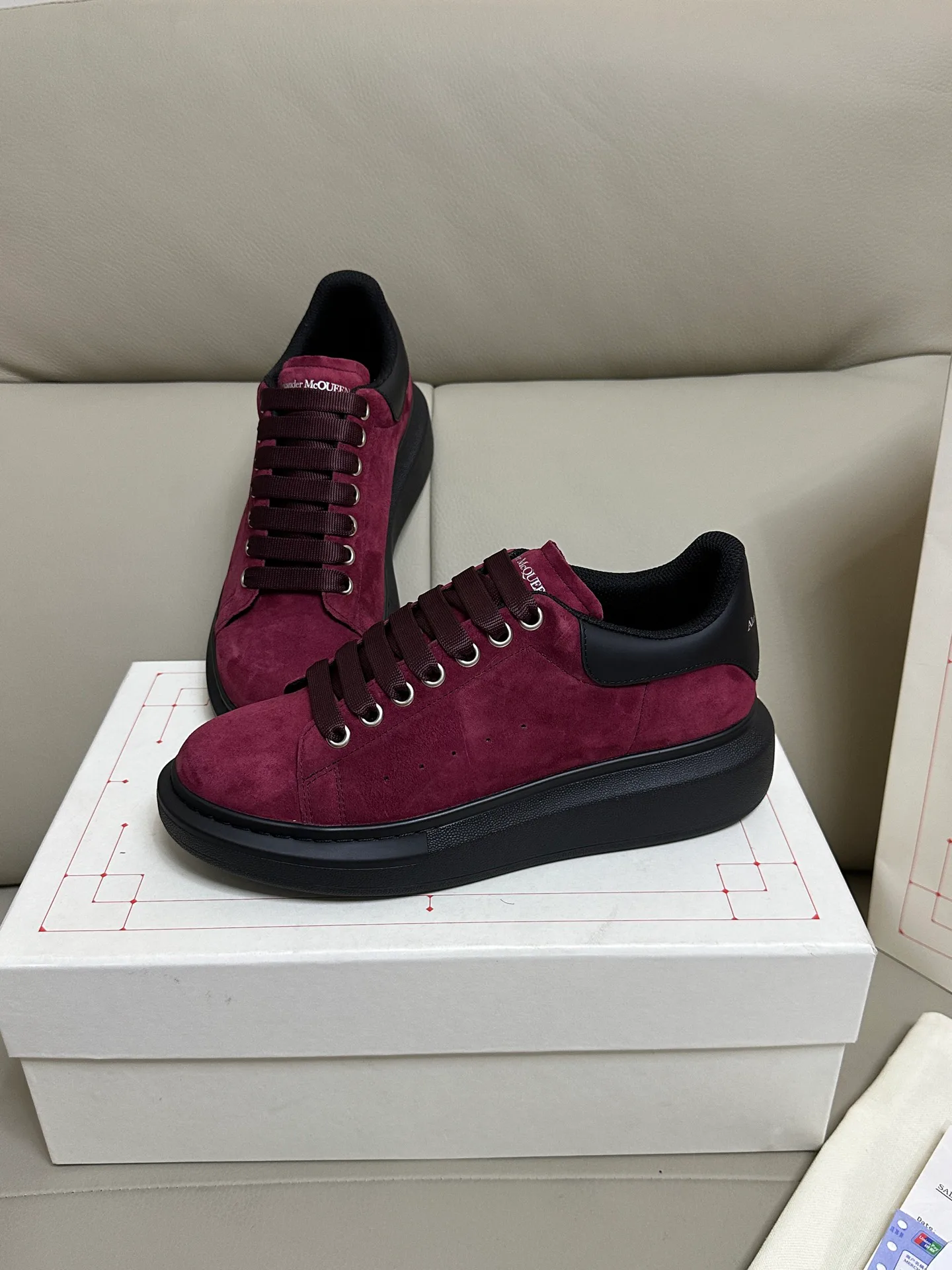 Women's Sneakers ALEXANDER MCQUEEN 18465109