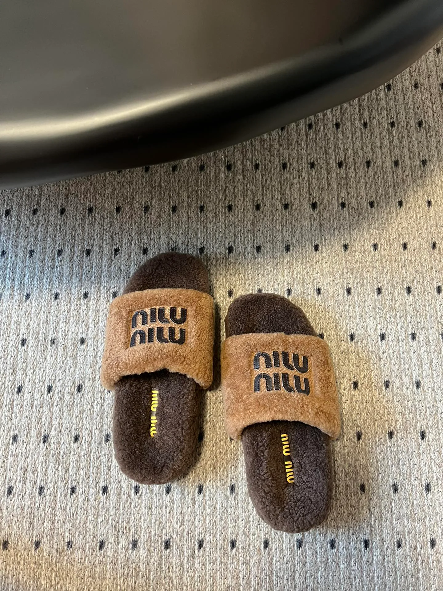 Women's Slippers MIU MIU 18241519