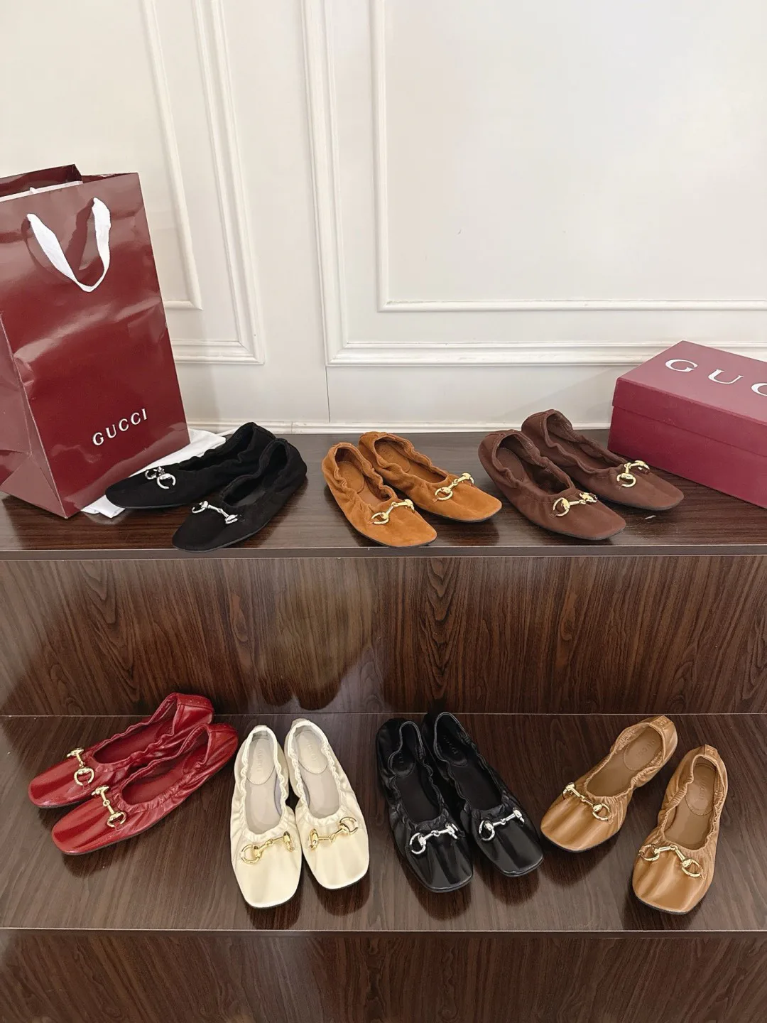 Women's Ballet Flats GUCCI 17801544