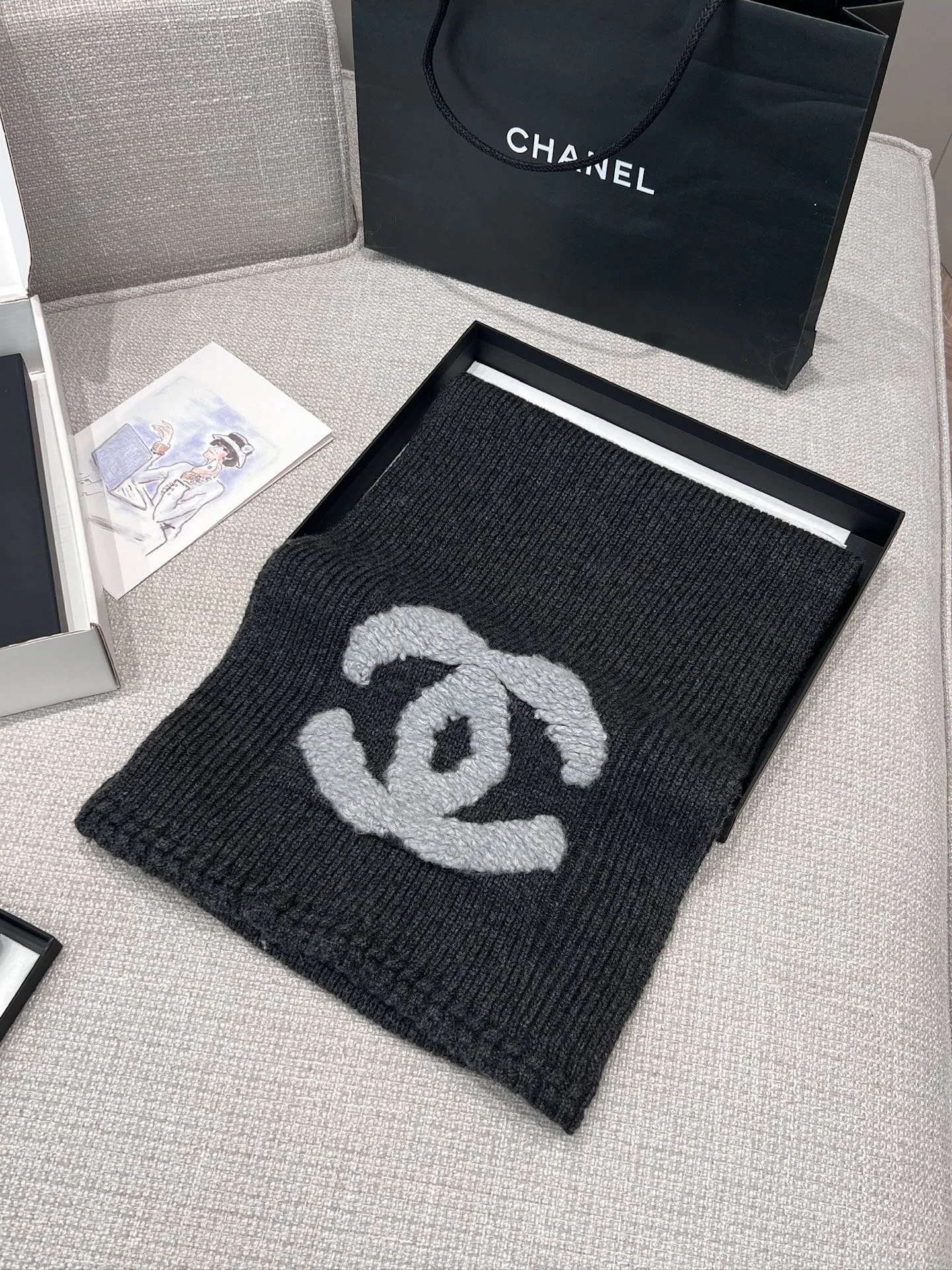 Scarves CHANEL 17913679