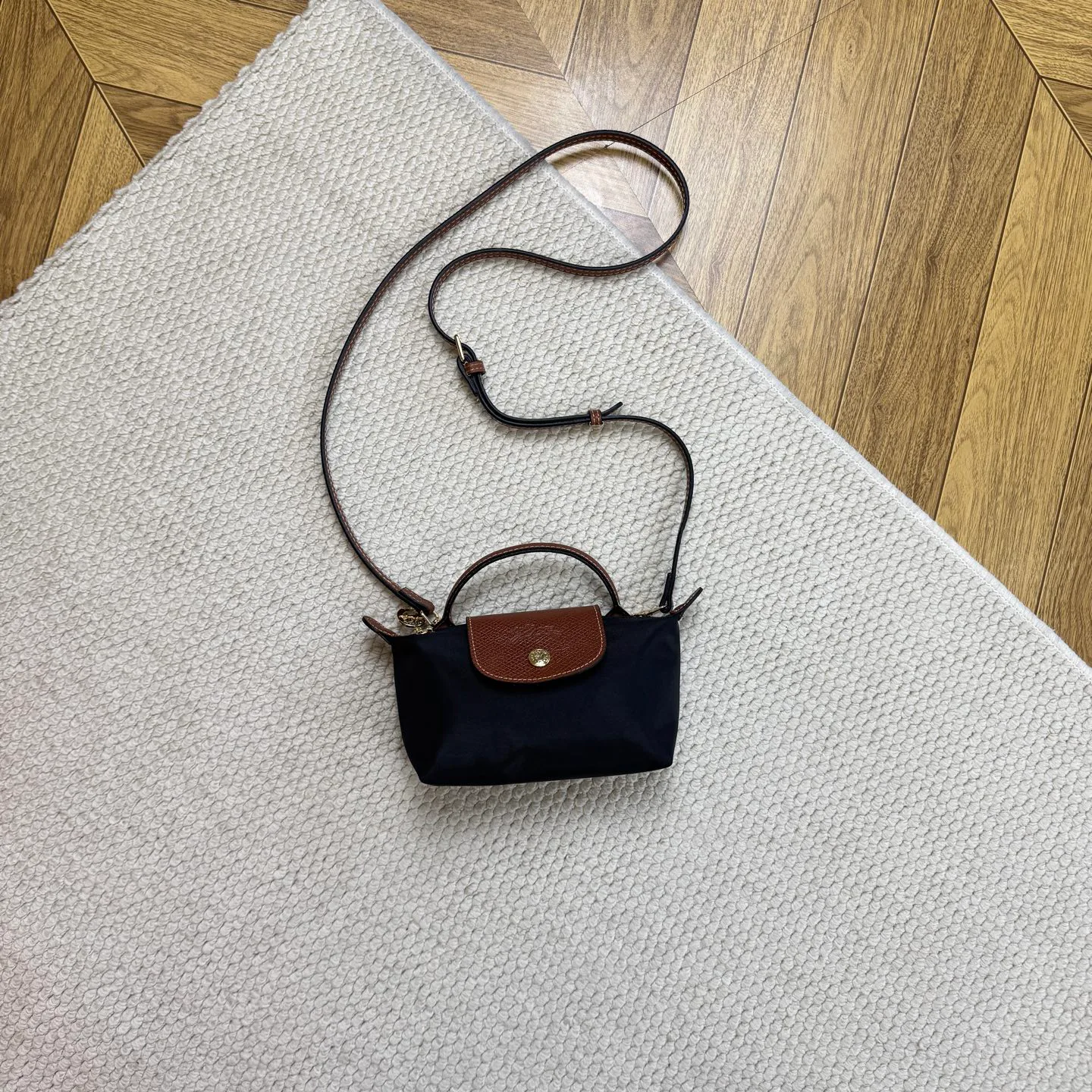 Women's Classic Handbags LONGCHAMP 17875591