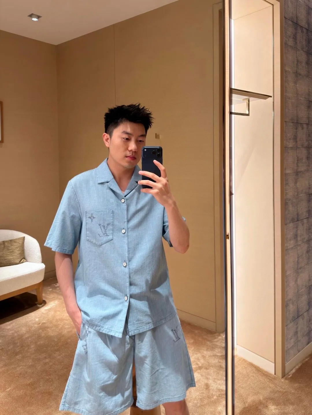 Men's Shorts LOUIS VUITTON 16991285