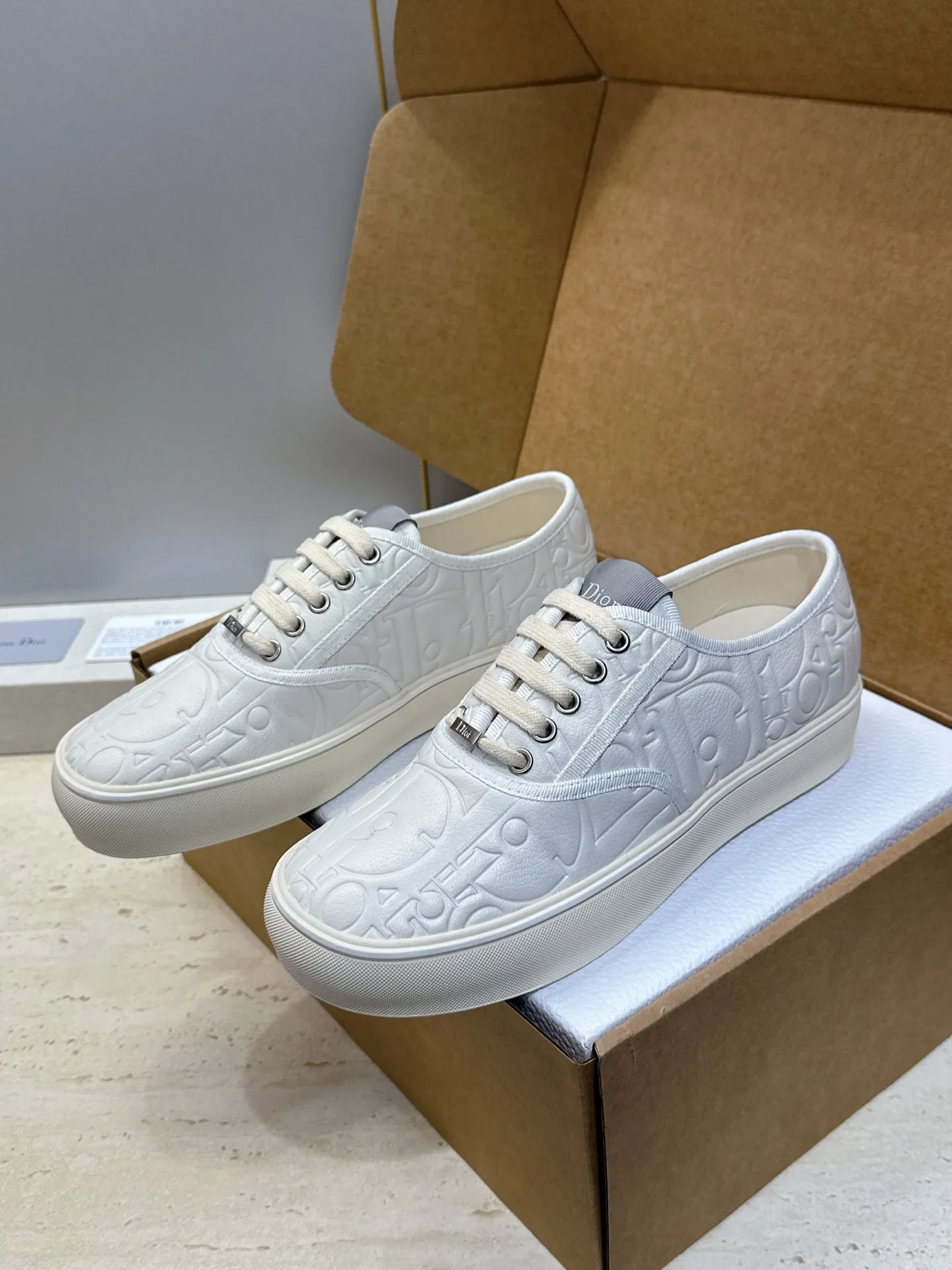 Women's Sneakers CHRISTIAN DIOR 18132780