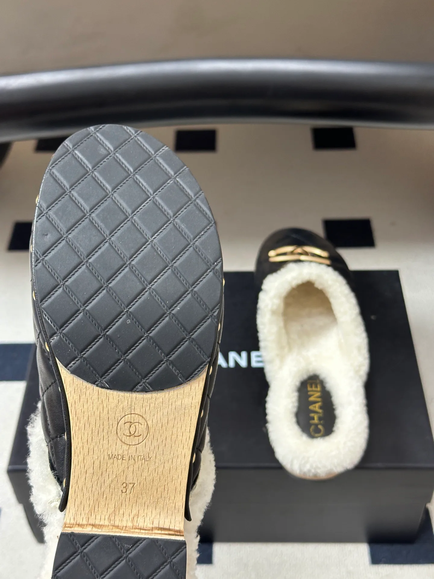 Women's Mules And Clogs CHANEL 18492602