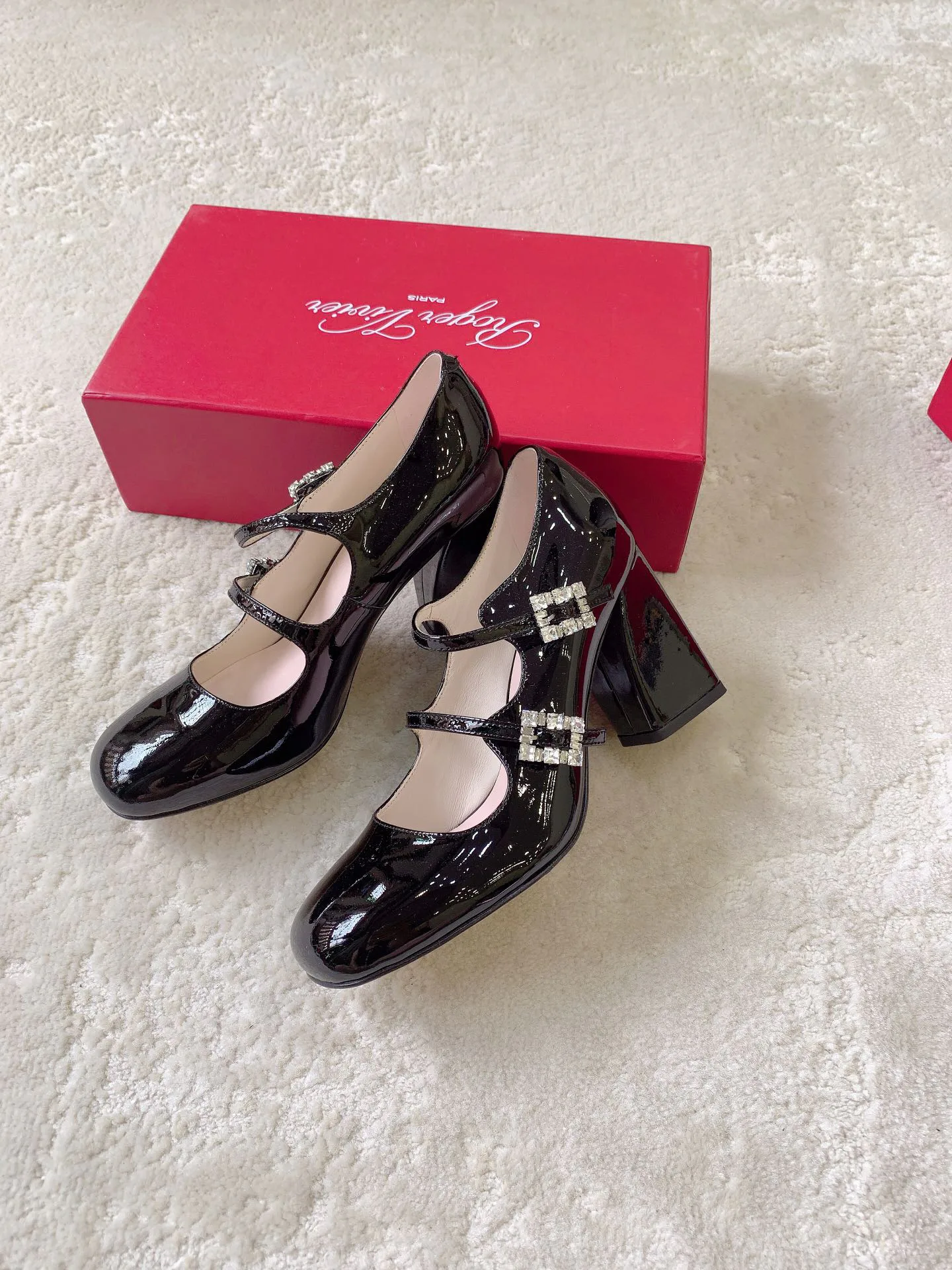 Women's Heels ROGER VIVIER 17745809