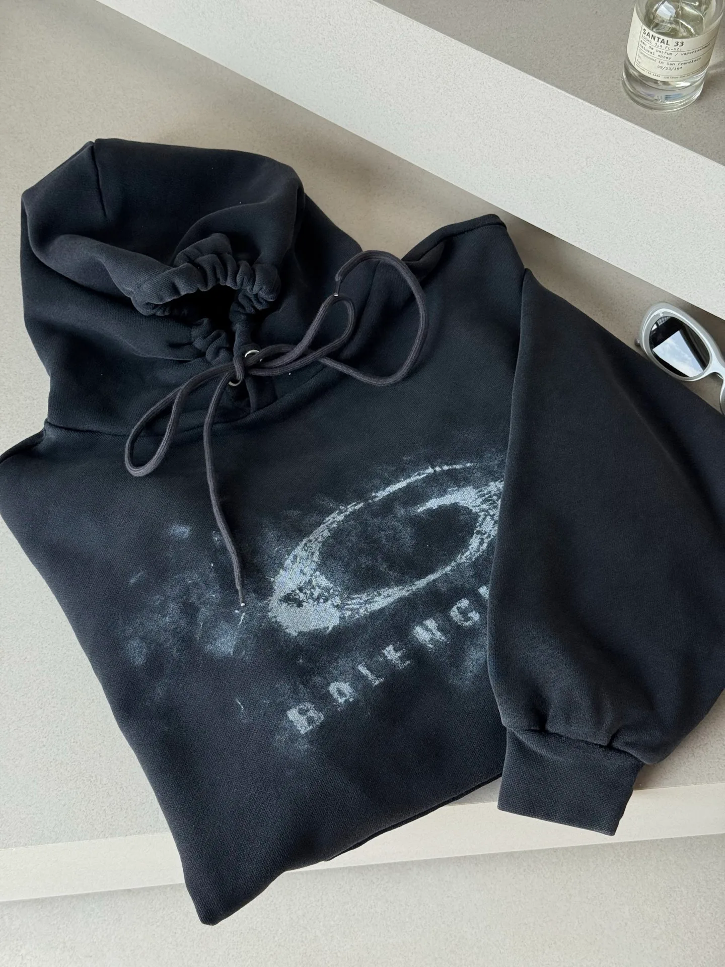 Men's Sweatshirts And Hoodies BALENCIAGA 18411479