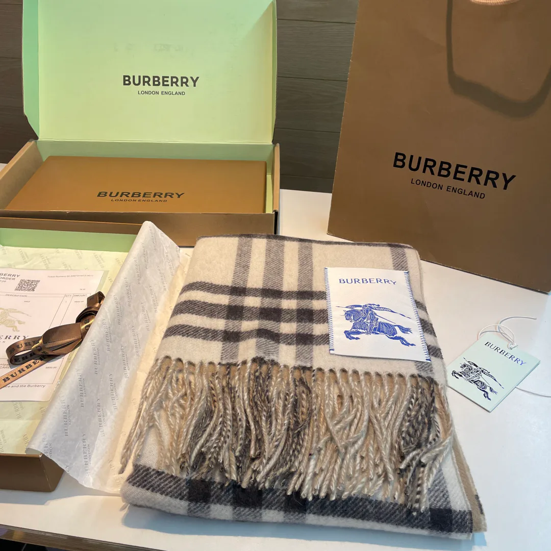 Scarves BURBERRY 18449888