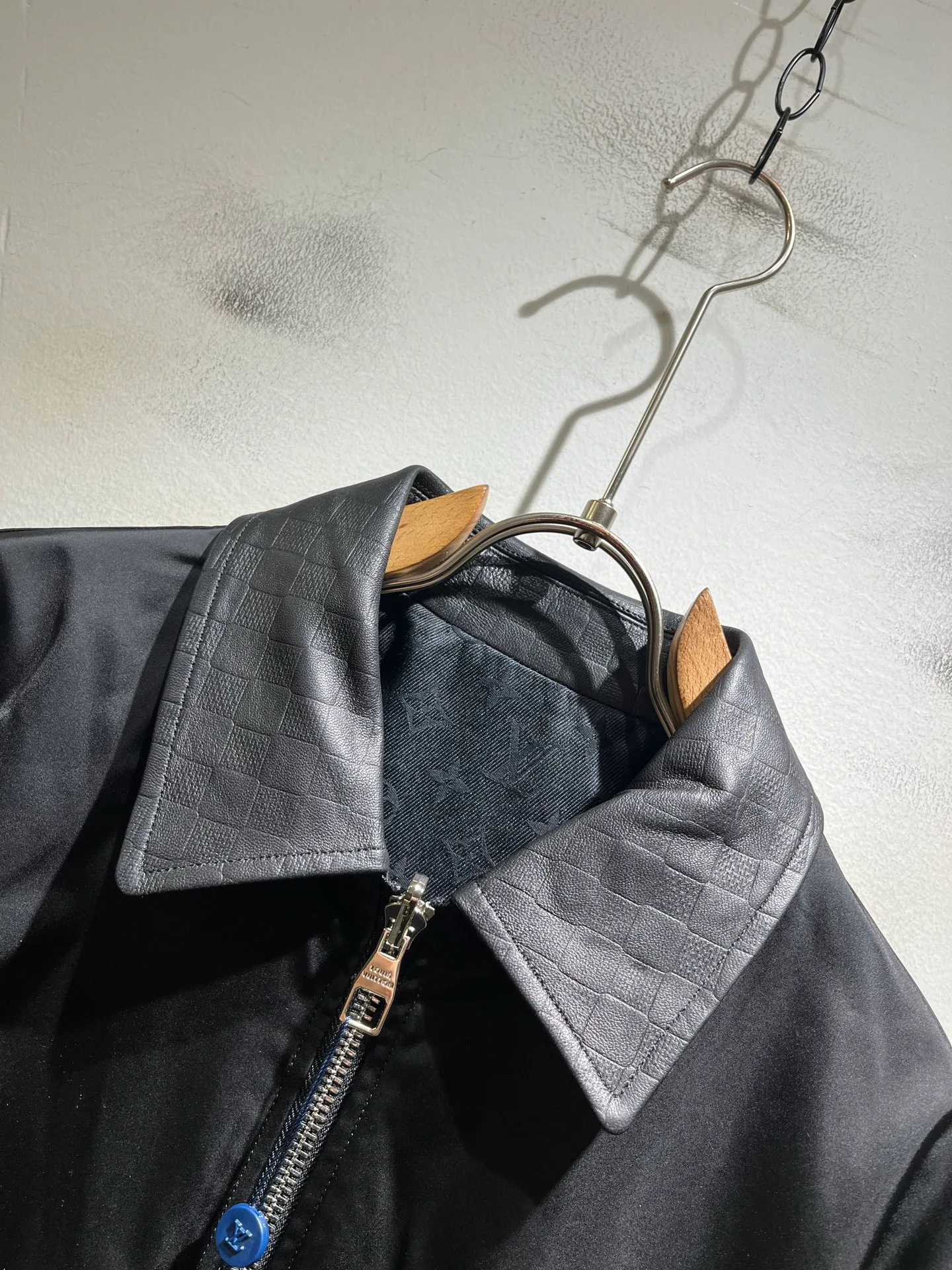 Men's Jackets And Down Jackets LOUIS VUITTON 18545932