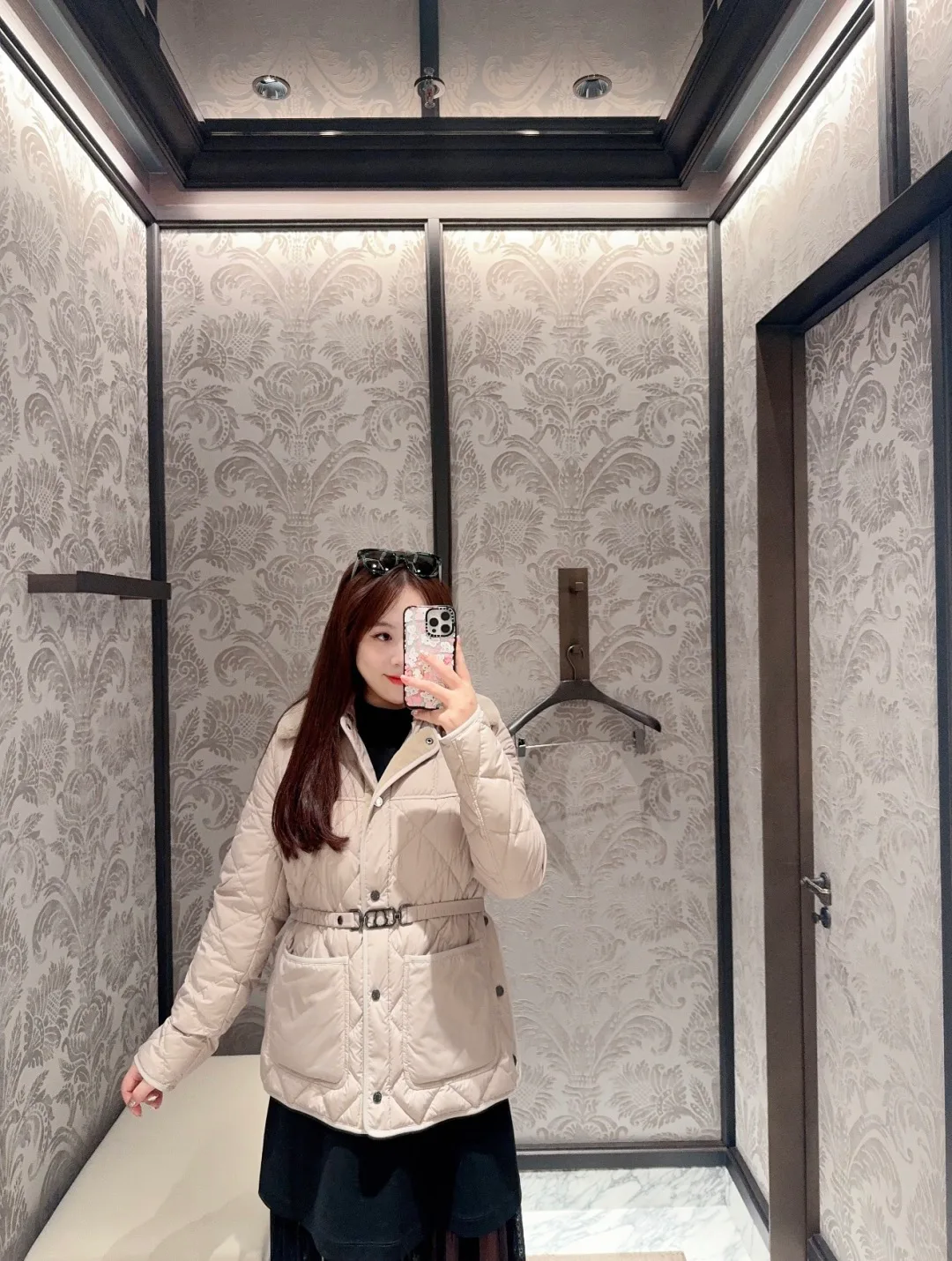 Women's Jackets And Down Jackets MONCLER 18111363