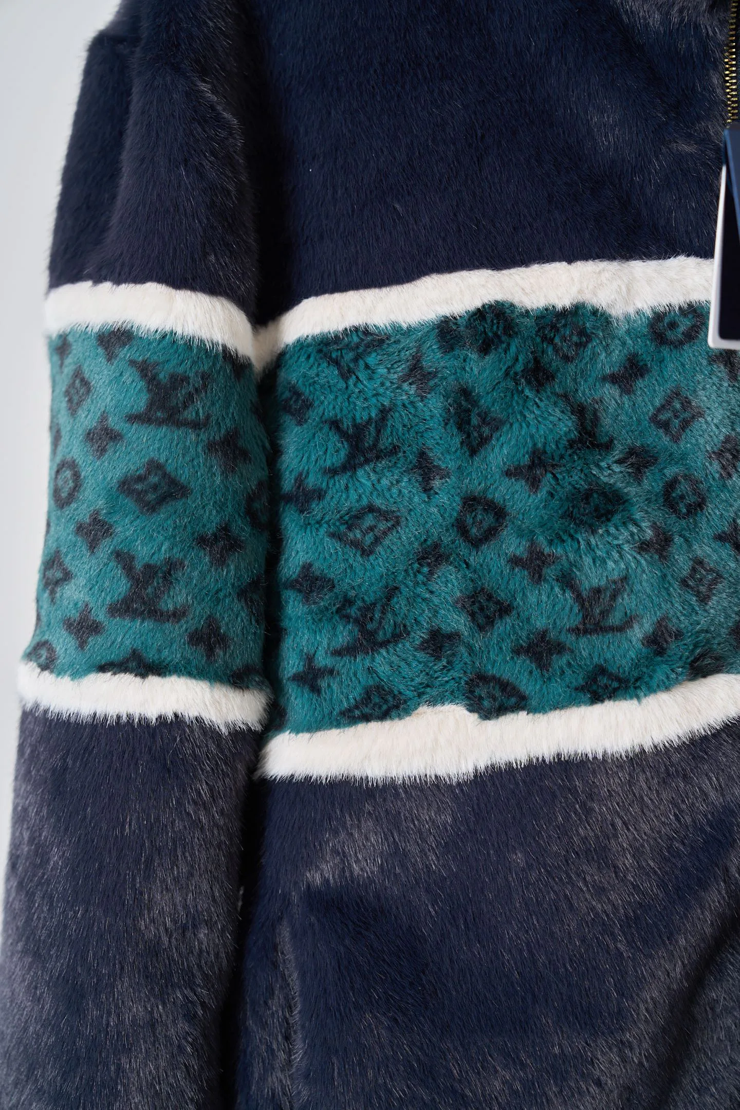 Куртки И Пуховики Мужские Louis Vuitton 18581700