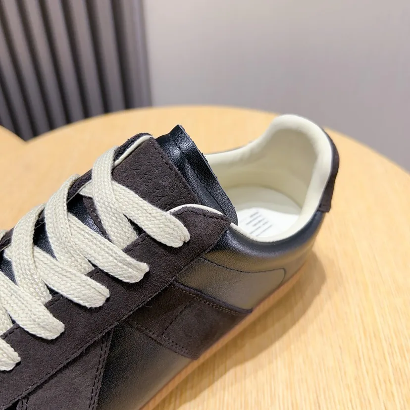 Women's Sneakers MAISON MARGIELA 17286712