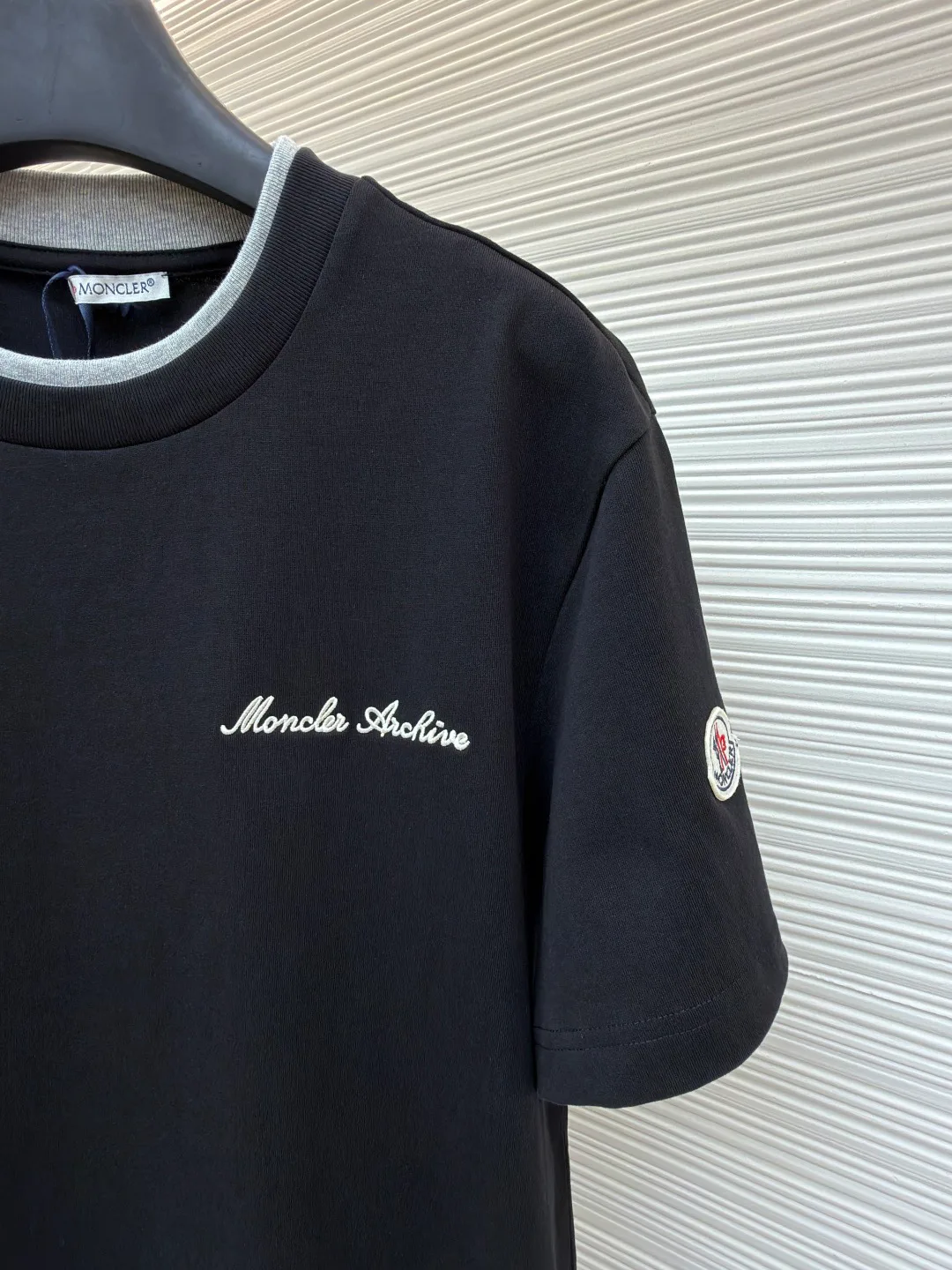 Футболки Мужские Moncler 18669188