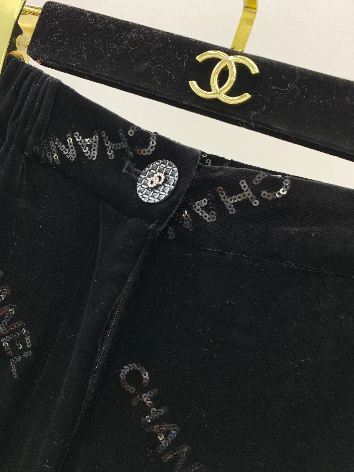 Women's Trousers CHANEL 18527465