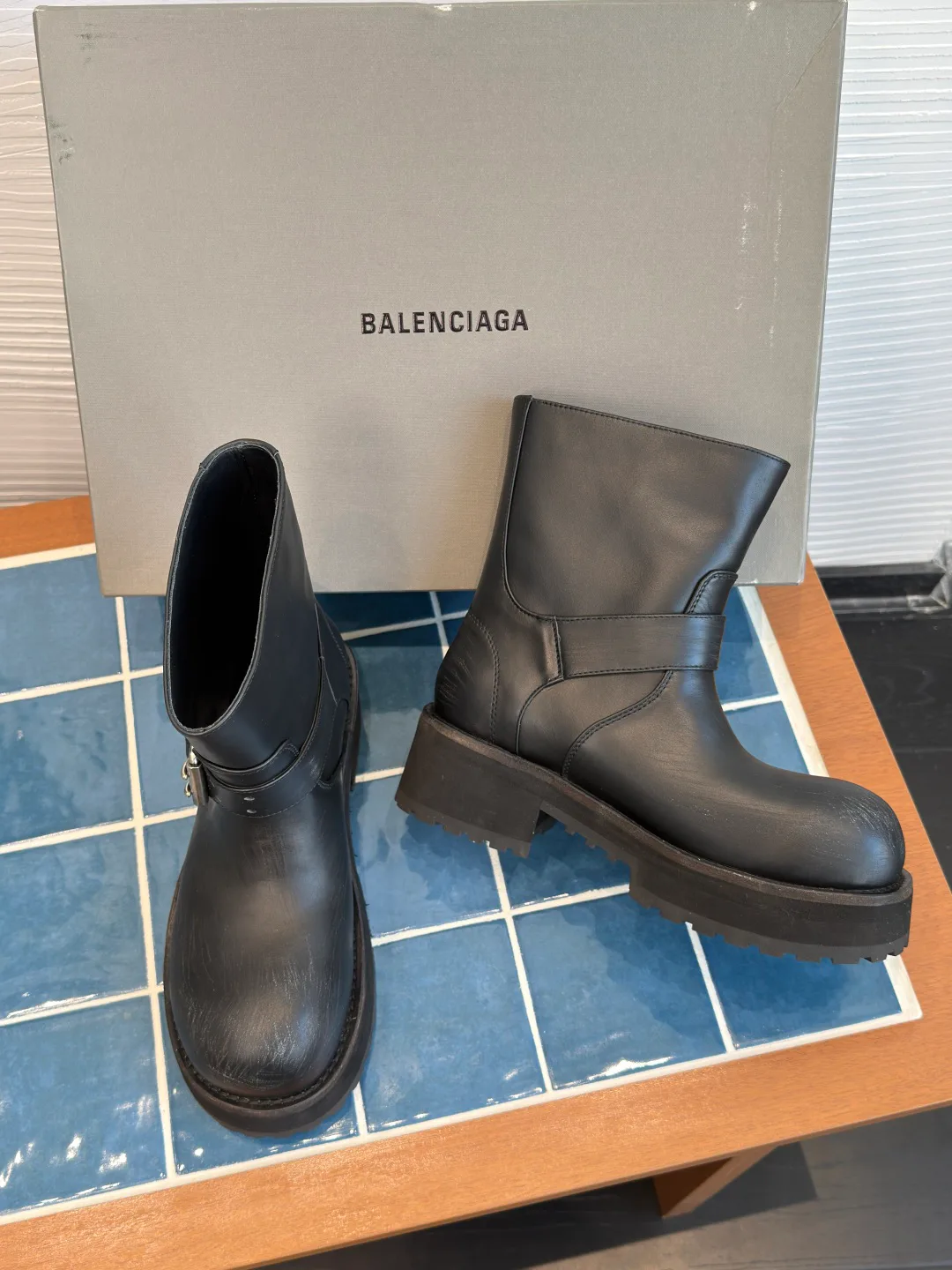 Ботинки Женские Balenciaga 18604660