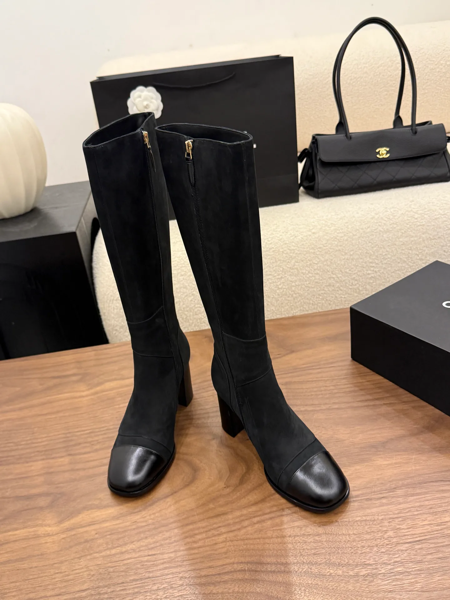 Women's Boots CHANEL 17893255