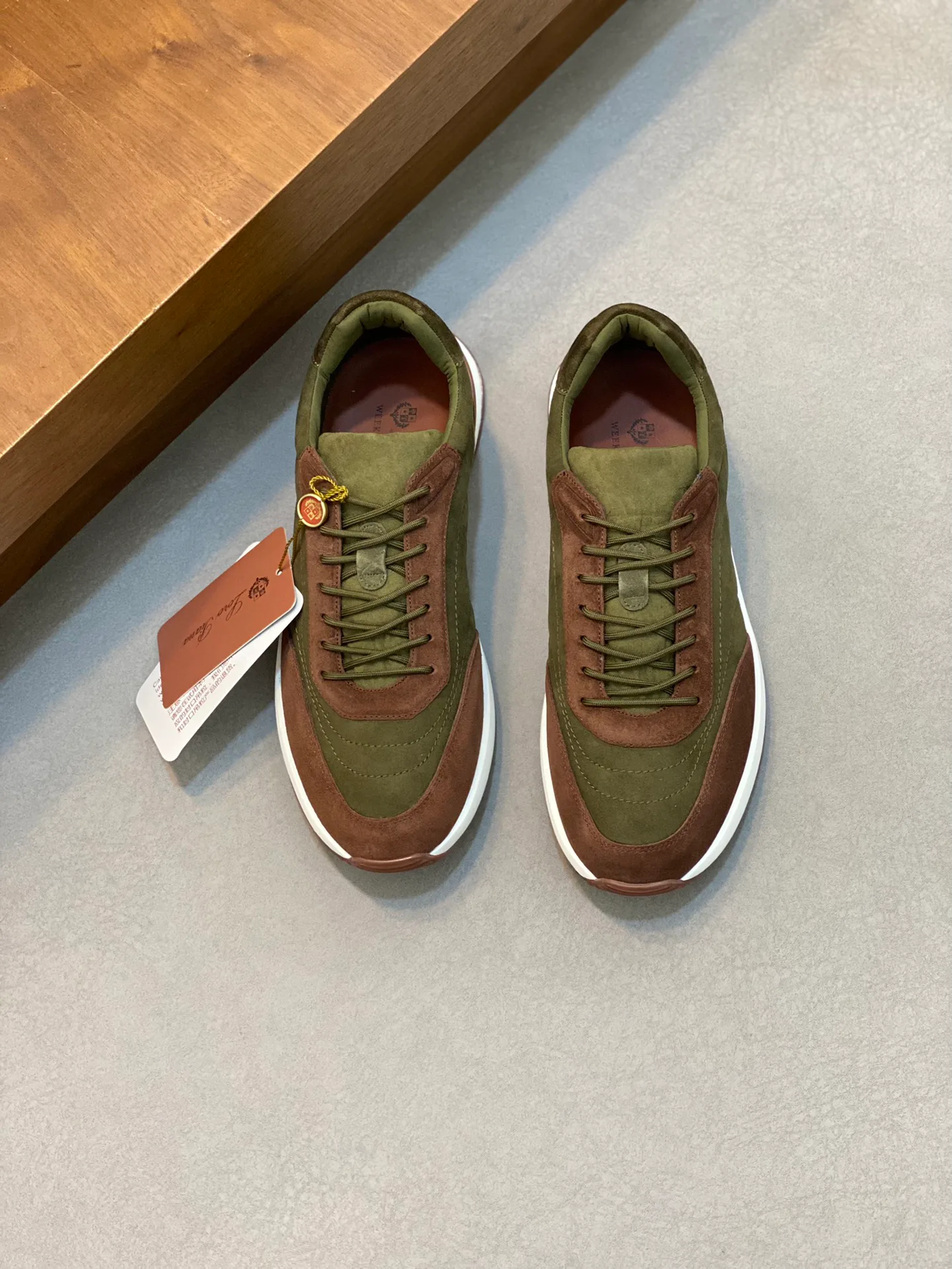 Men's Sneakers LORO PIANA 17942770