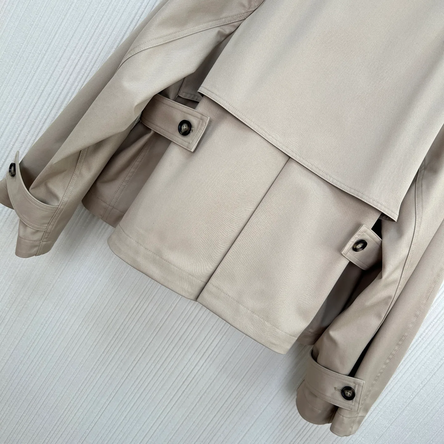 Women's Jackets And Down Jackets LOEWE 18311266