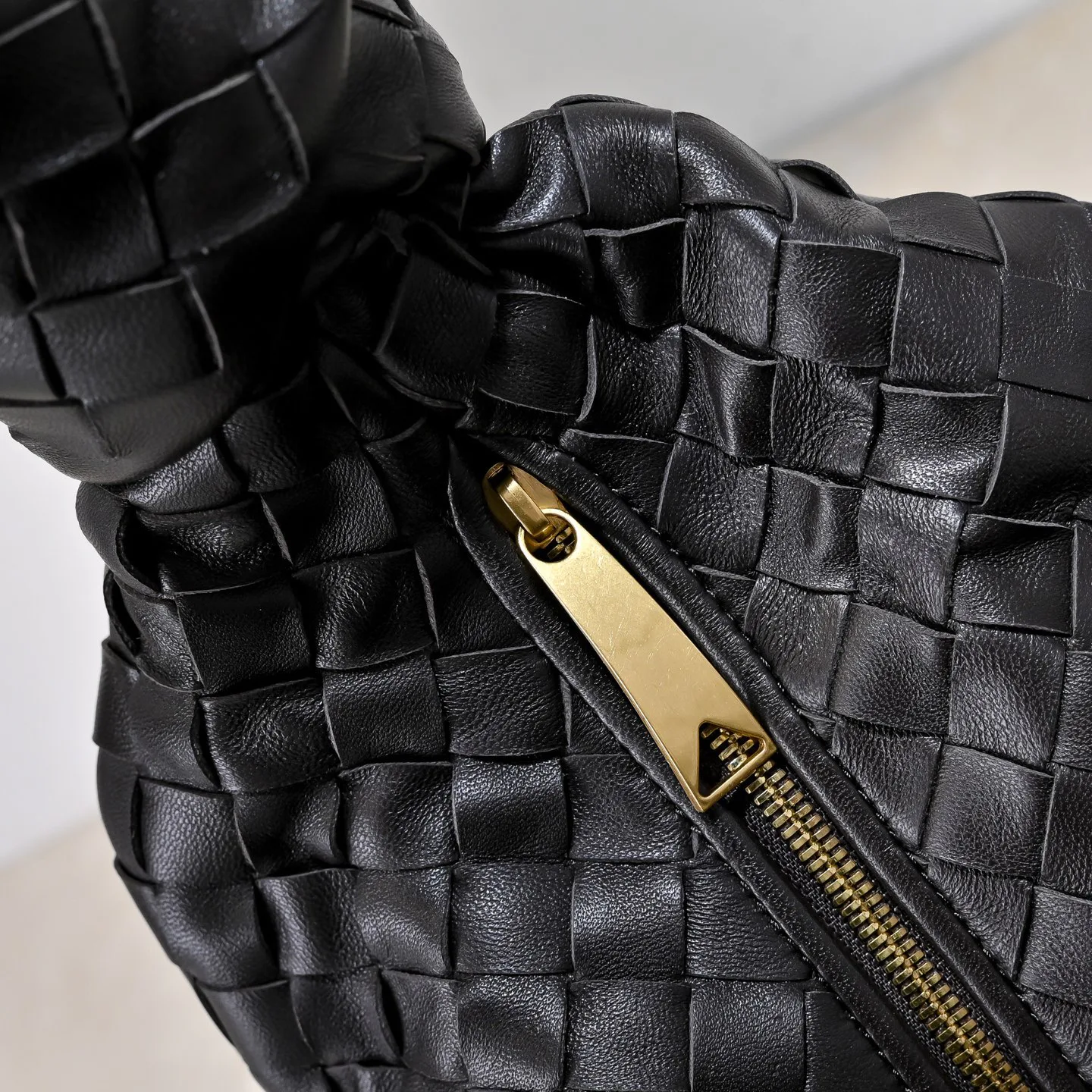 Women's Classic Handbags BOTTEGA VENETA 17884139