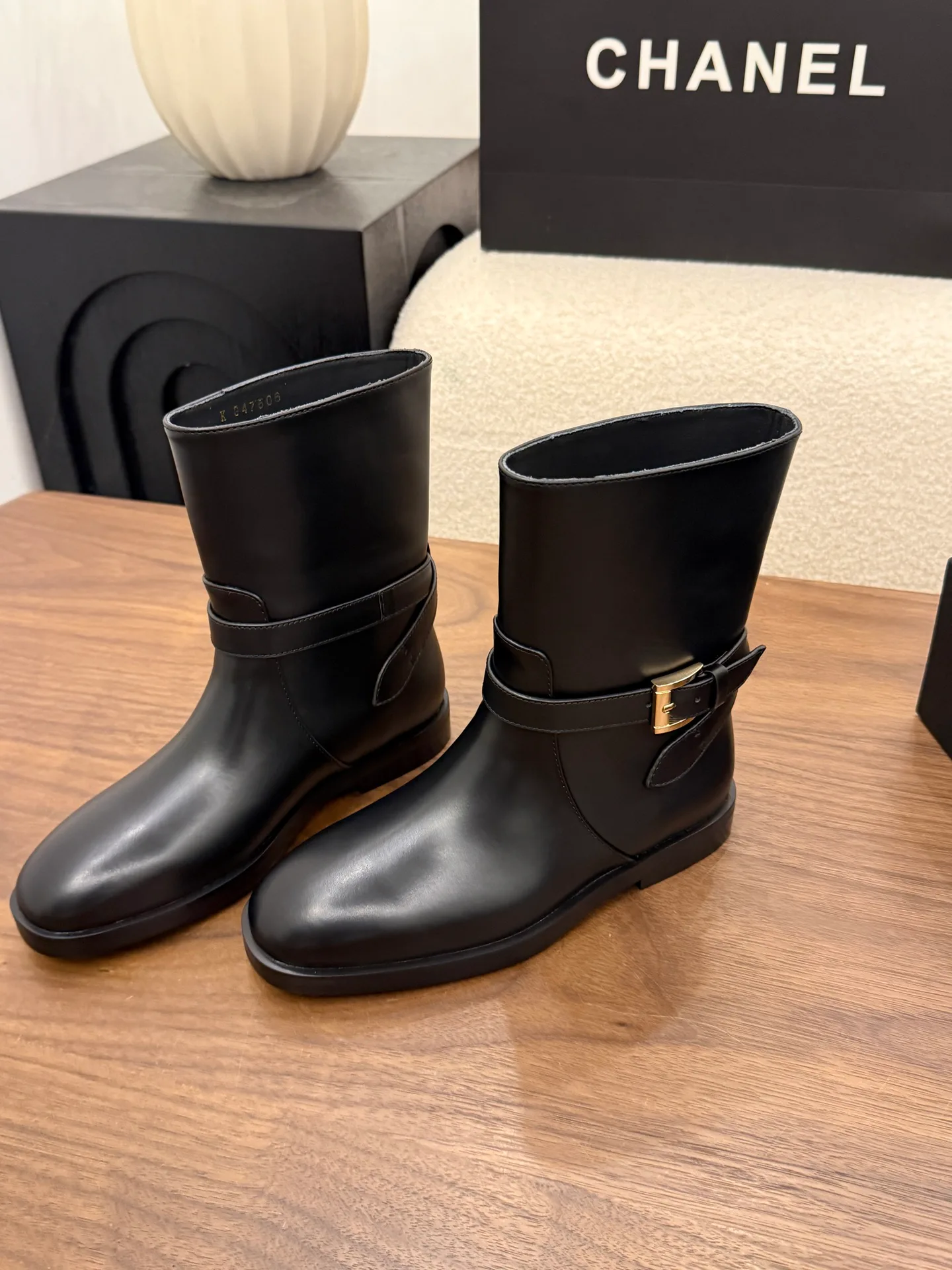 Women's Boots CHANEL 17981278