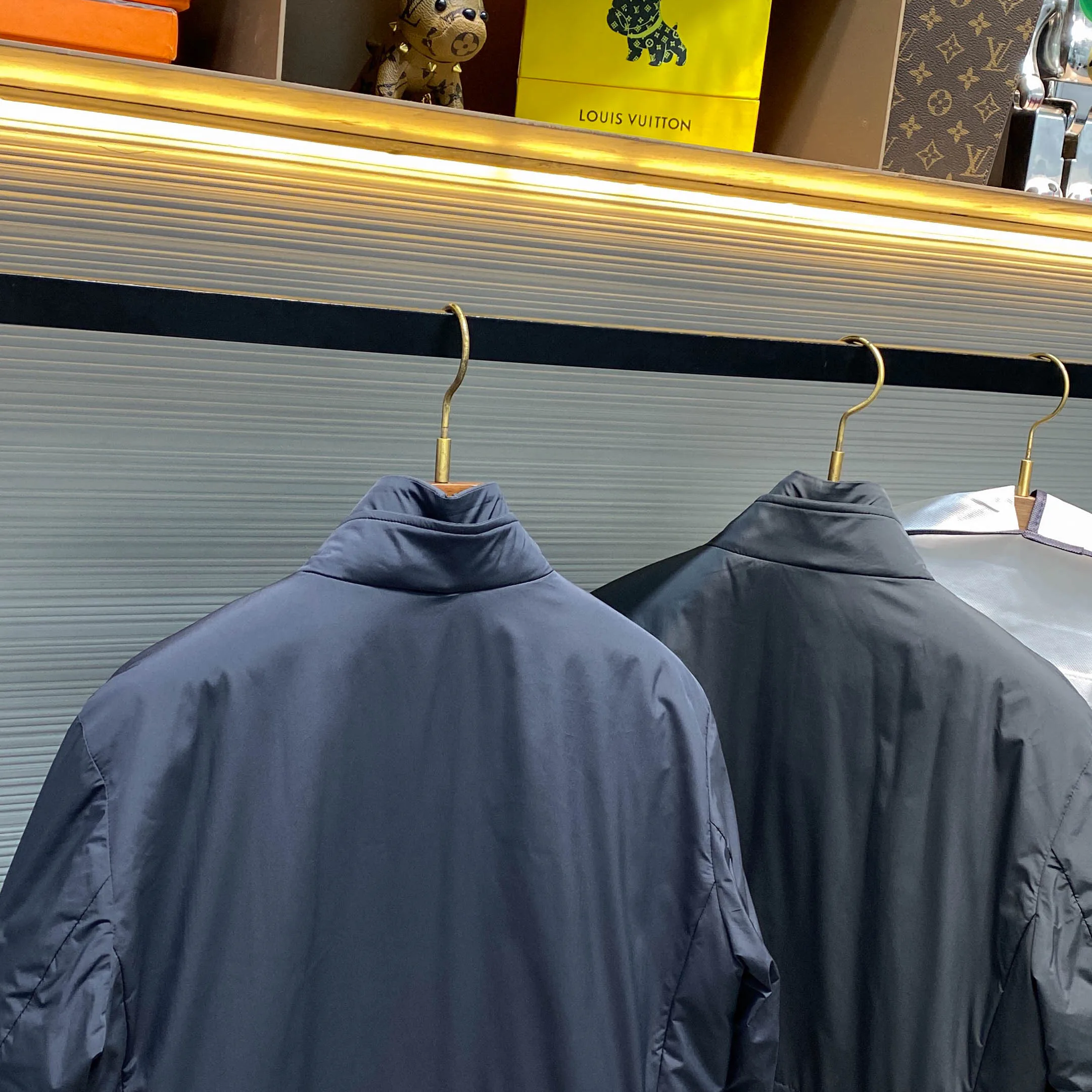 Куртки И Пуховики Мужские Moncler 18596742