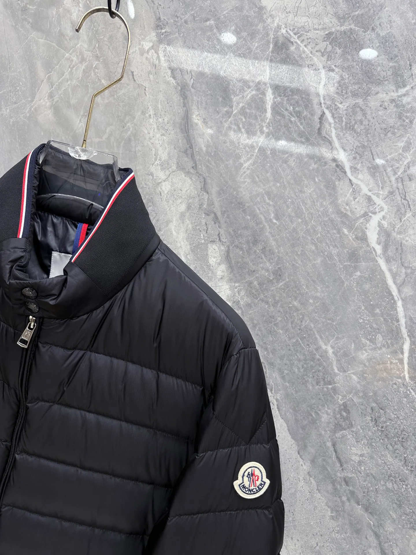 Куртки И Пуховики Мужские Moncler 18596298