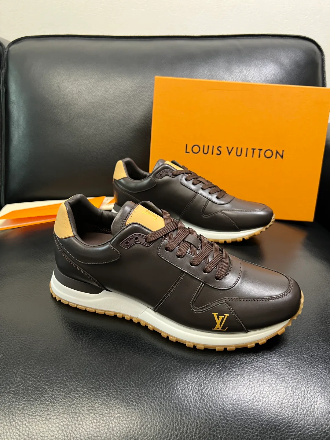 Men's Sneakers LOUIS VUITTON 17961829