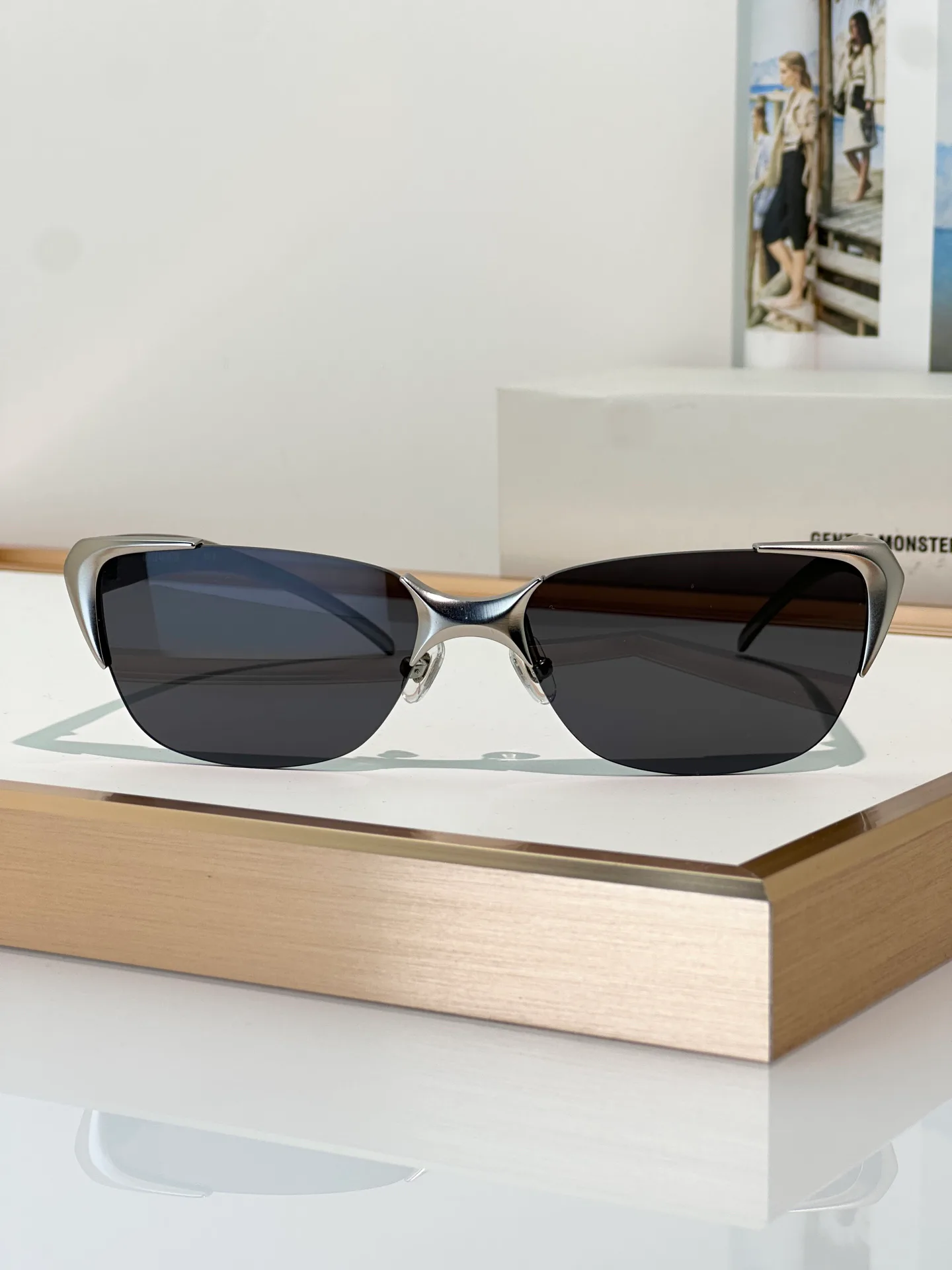 Glasses GENTLE MONSTER 18239213