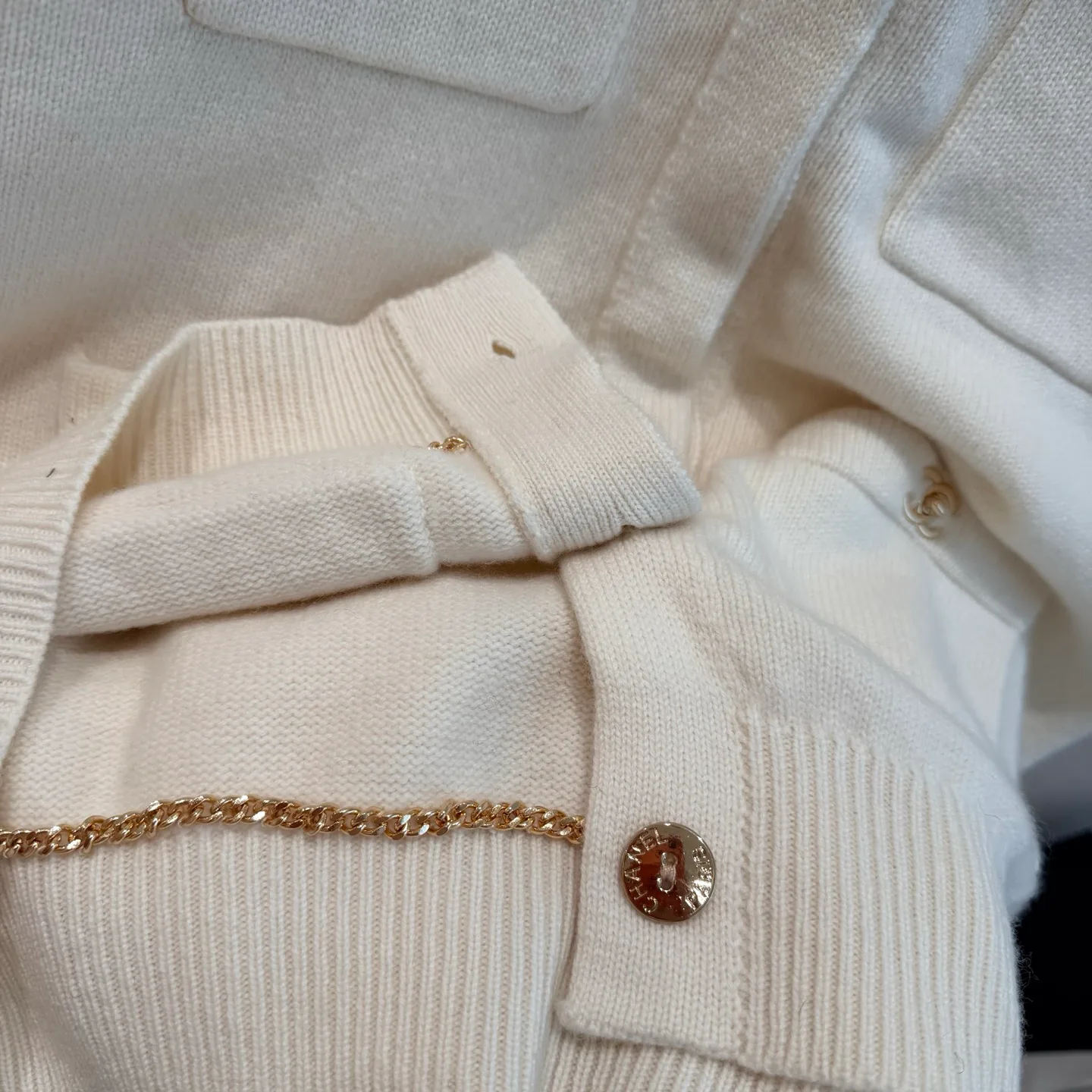 Women's Jumpers And Sweaters CHANEL 18138591