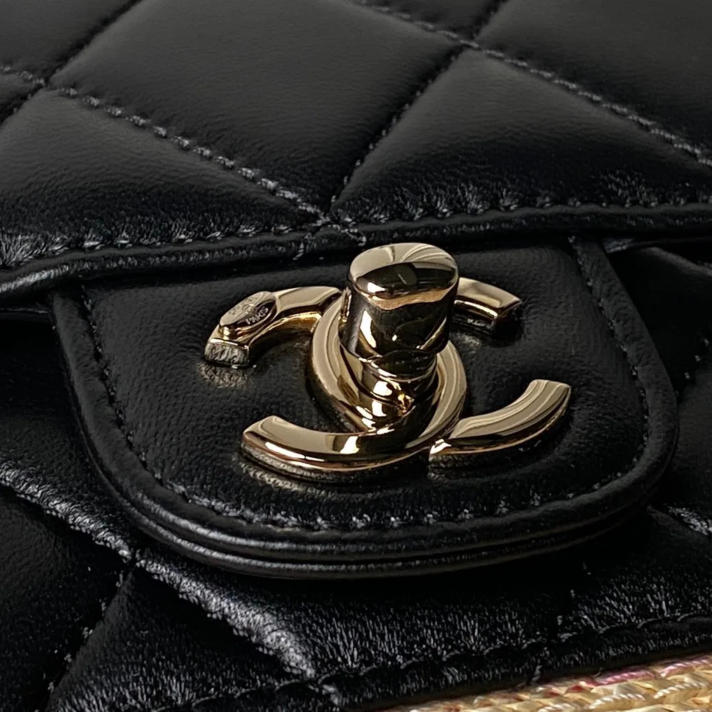 Women's Classic Handbags CHANEL 18207954