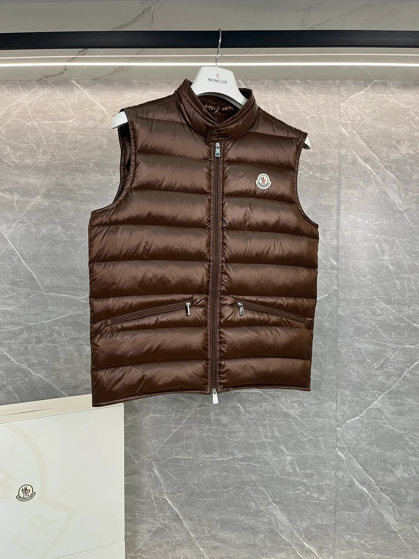 Women's Vests MONCLER 18199691