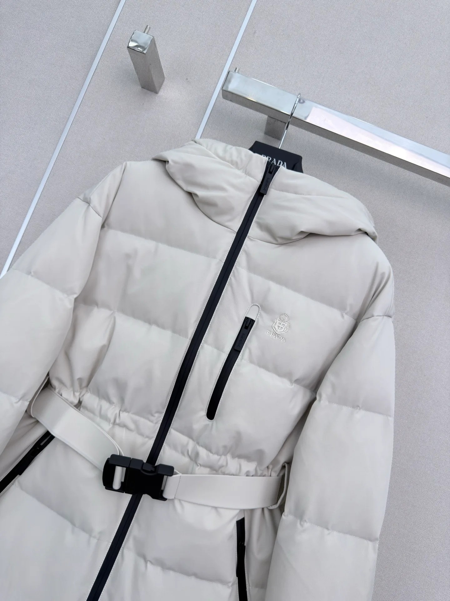Women's Jackets And Down Jackets PRADA 18023491