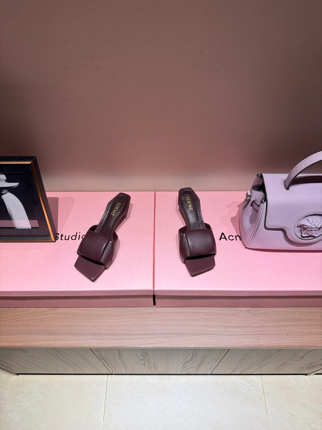 Women's Mules And Clogs LOEWE 17943483