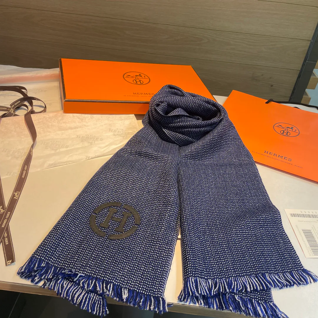 Scarves HERMES 18003472
