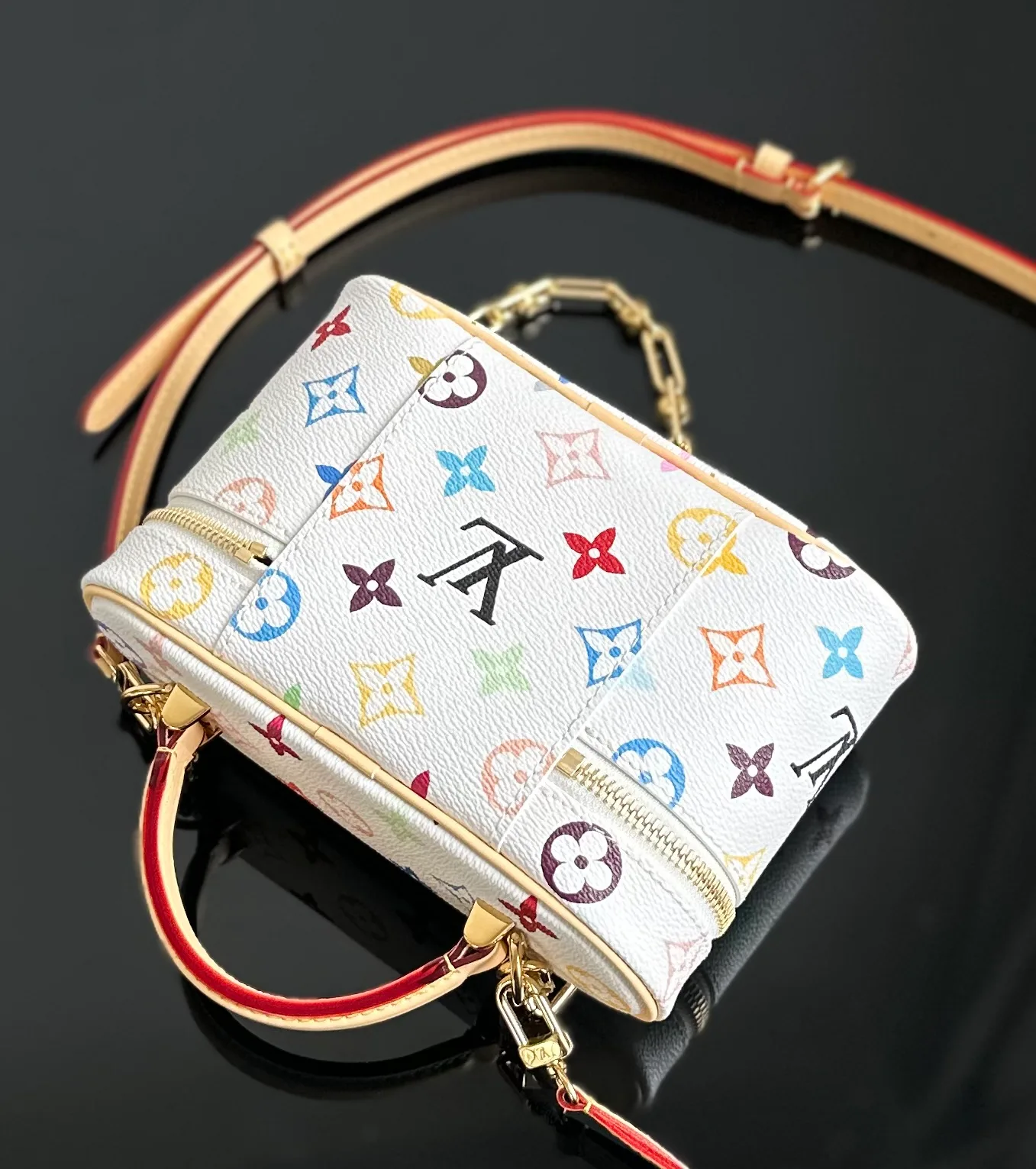 Women's Classic Handbags LOUIS VUITTON 18376439