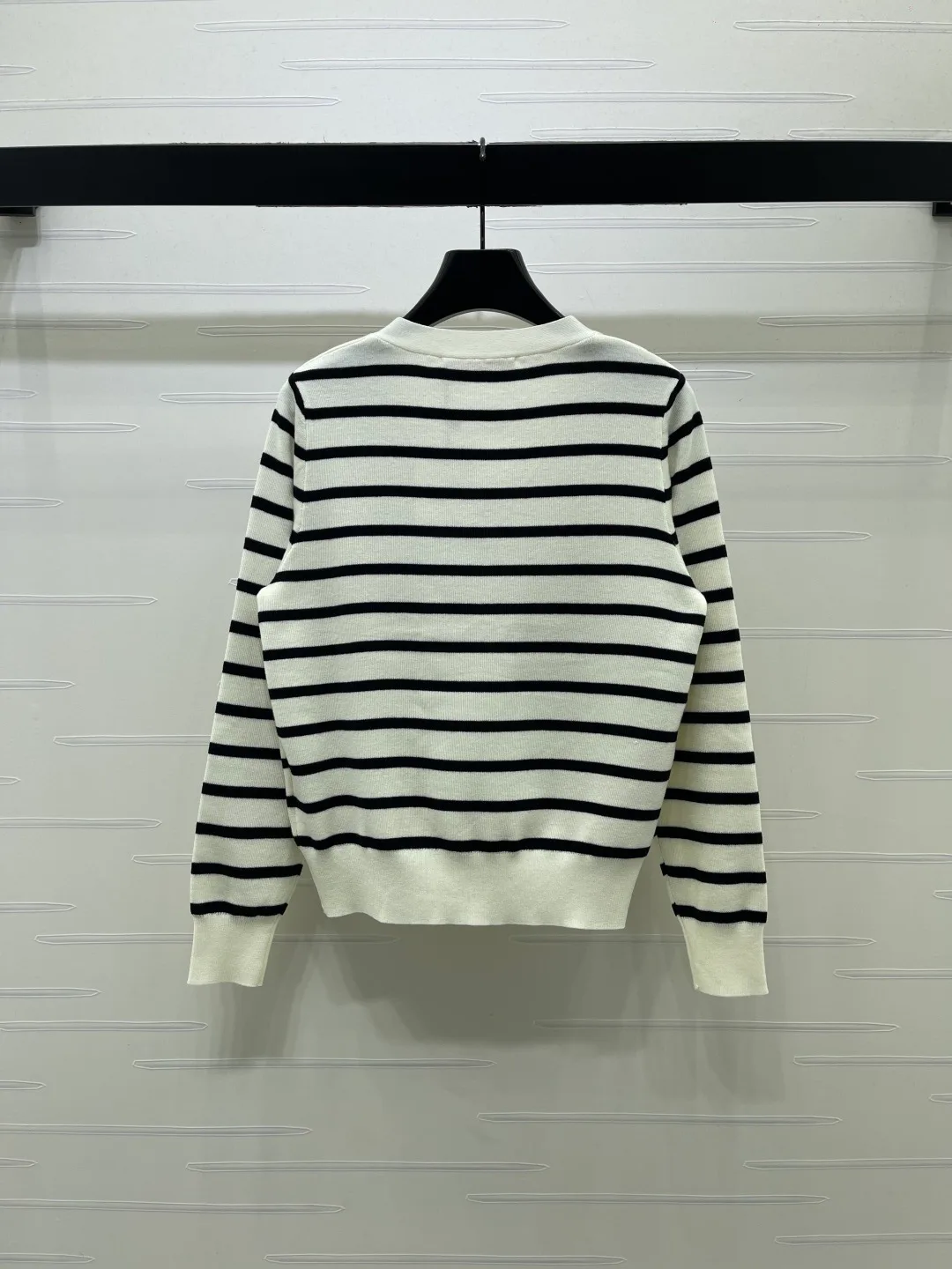 Women's Jumpers And Sweaters VALENTINO 17941116