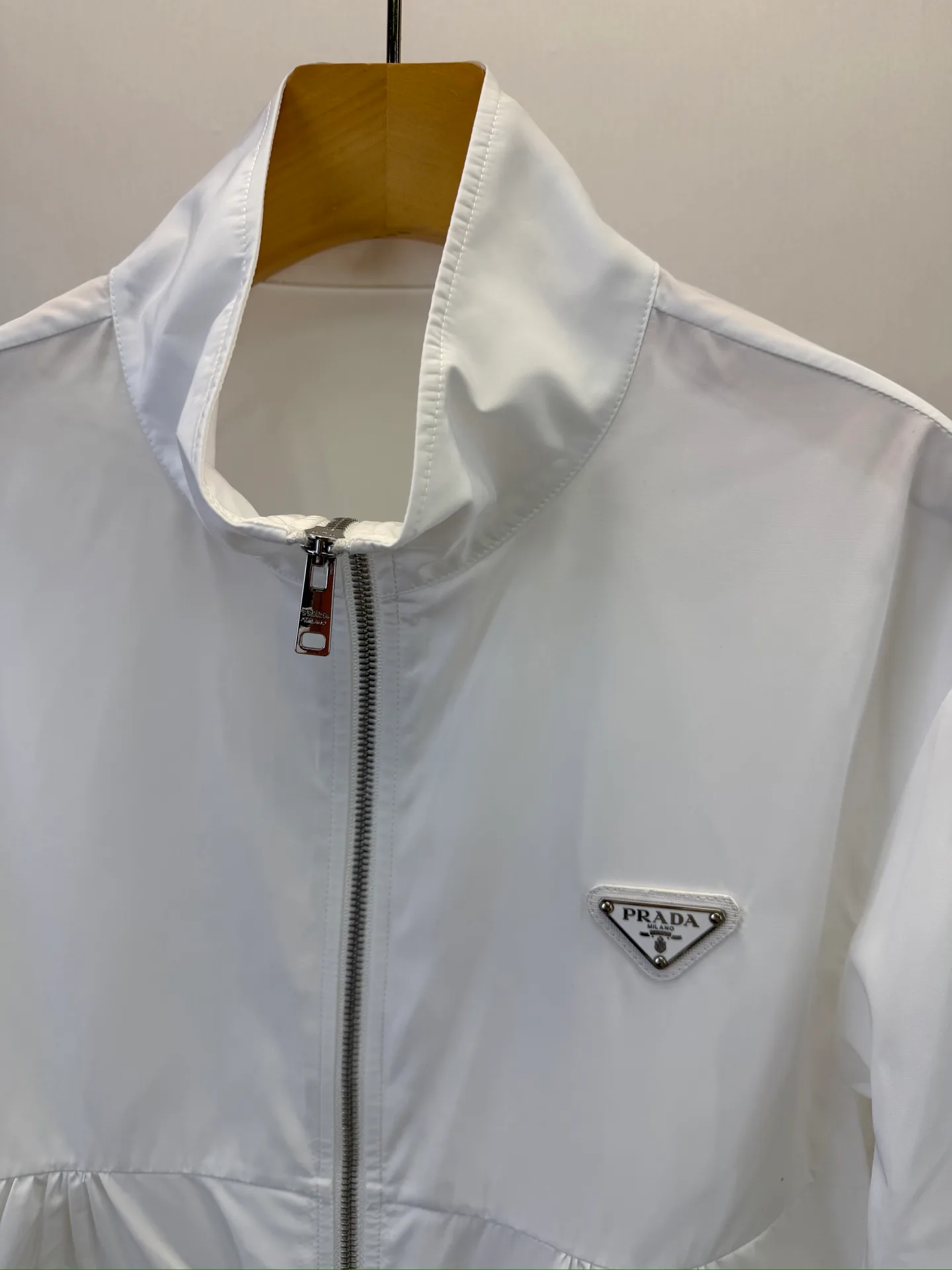 Women's Jackets And Down Jackets PRADA 17266270